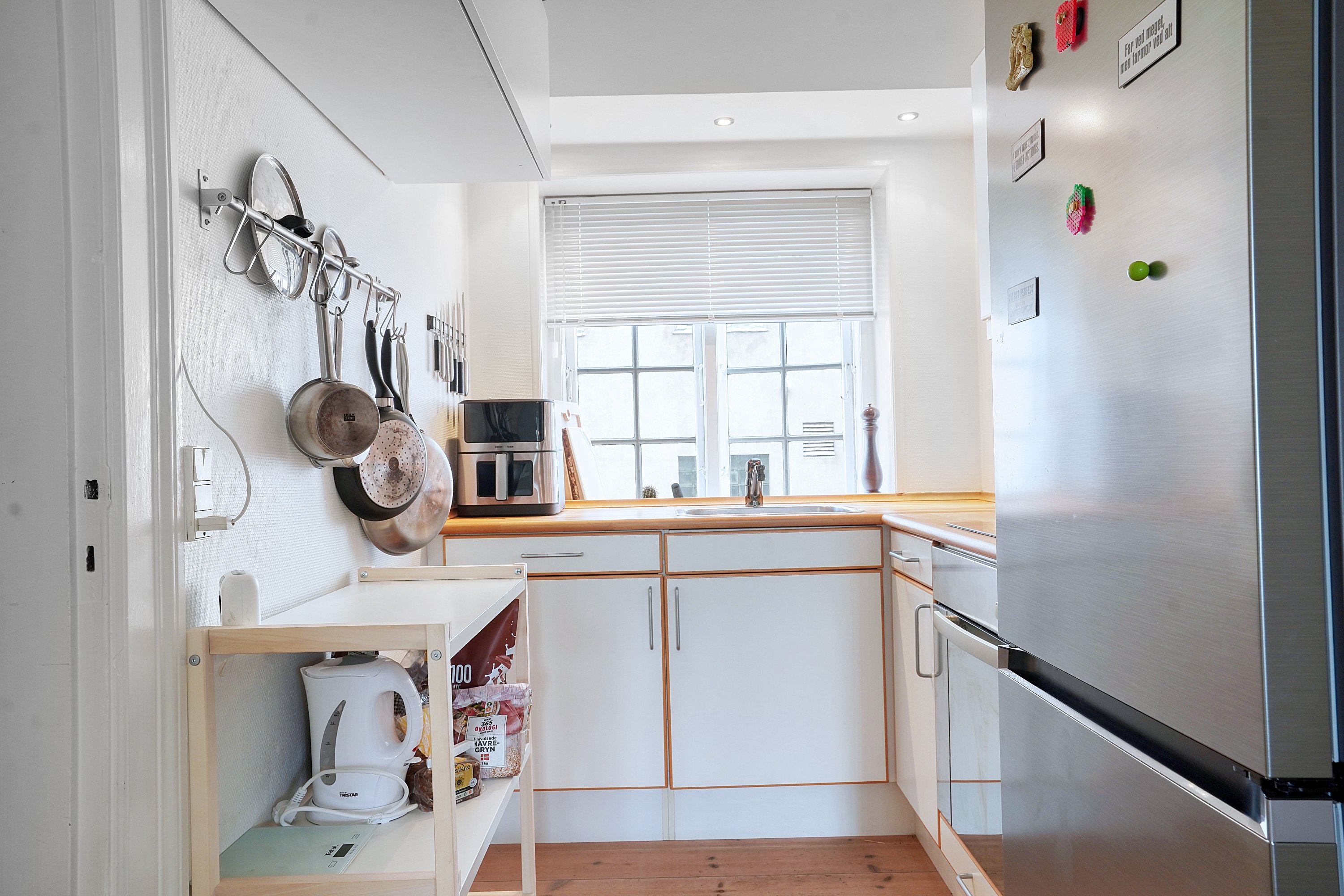 Fremhævet køkken billede i fuldskærmstilstand. Billede af Bragesvej 45, st.. th., 3000 Helsingør