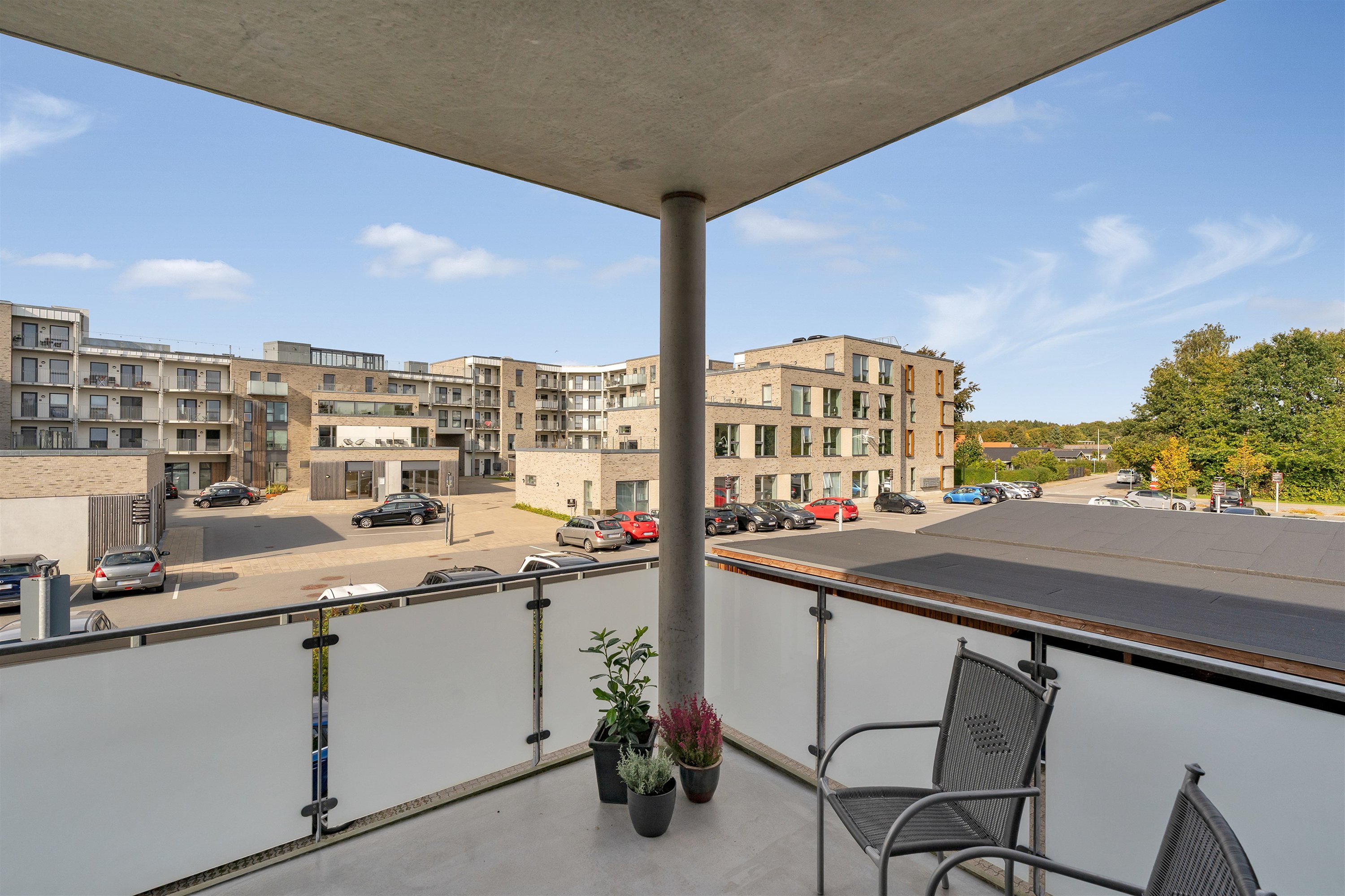 Fremhævet altan billede i fuldskærmstilstand. Billede af Hovedgaden 44C, 1. th., 7190 Billund