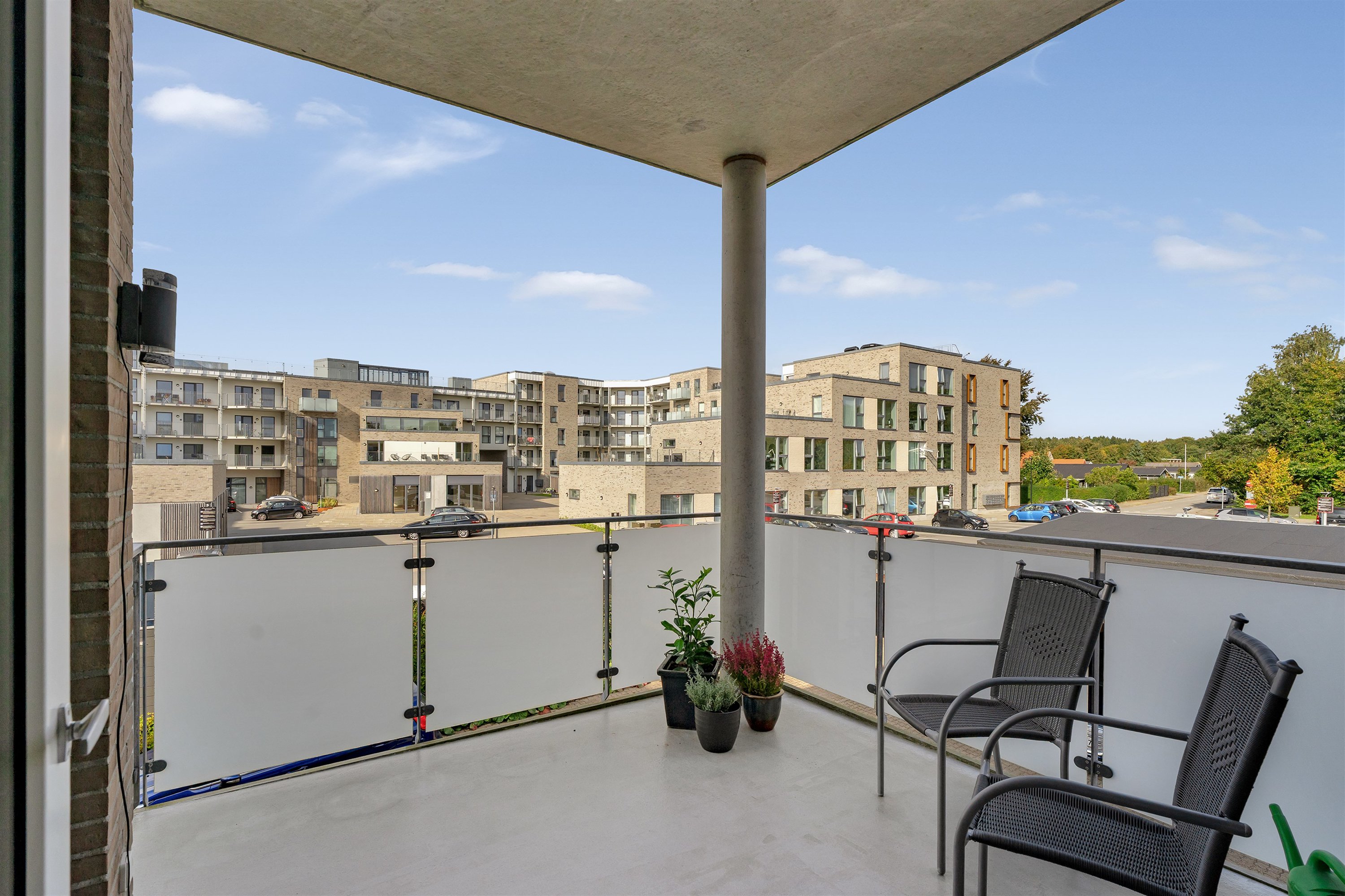 Fremhævet altan billede i fuldskærmstilstand. Billede af Hovedgaden 44C, 1. th., 7190 Billund