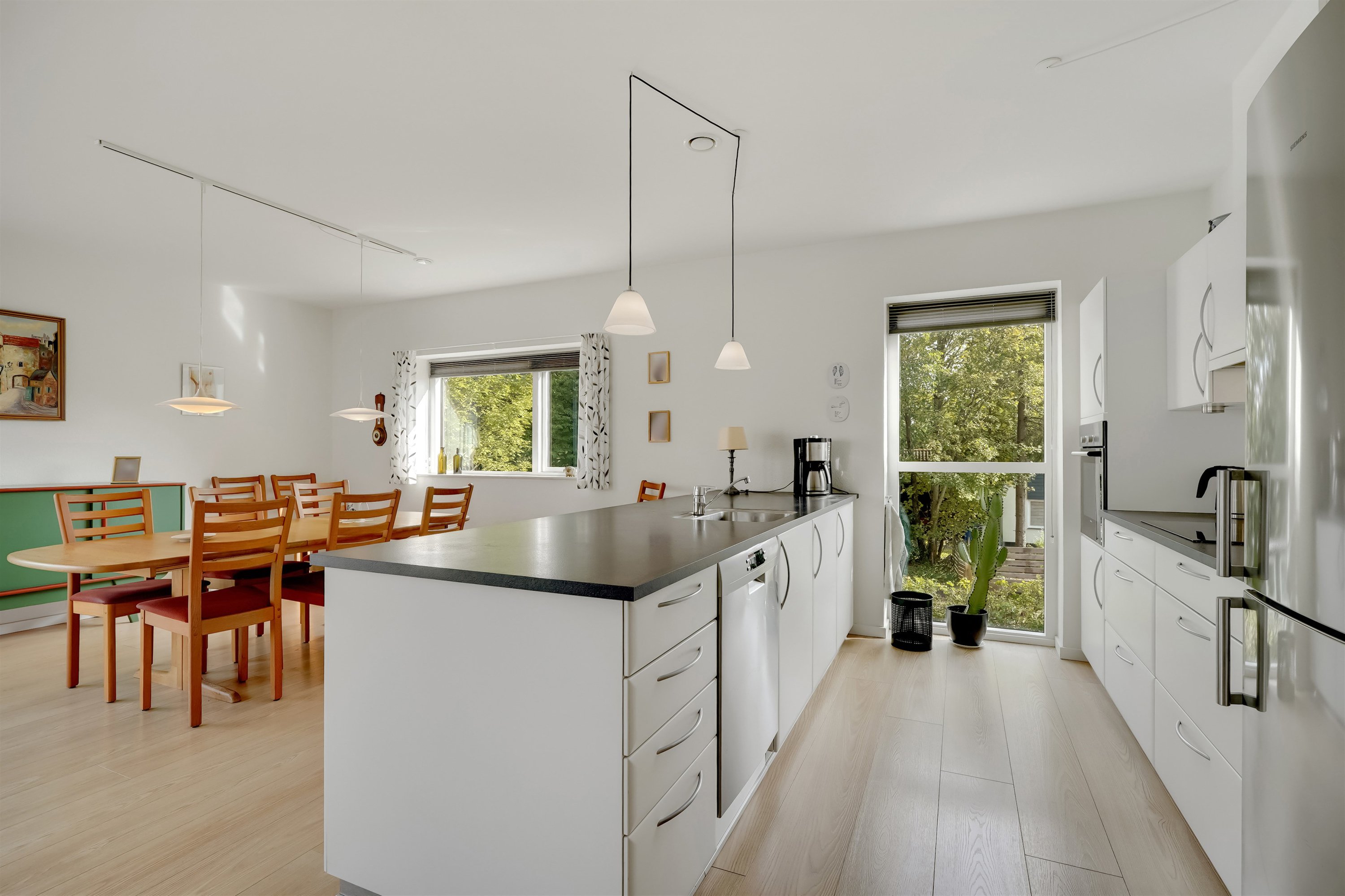 Fremhævet køkken billede i fuldskærmstilstand. Billede af Hovedgaden 44C, 1. th., 7190 Billund