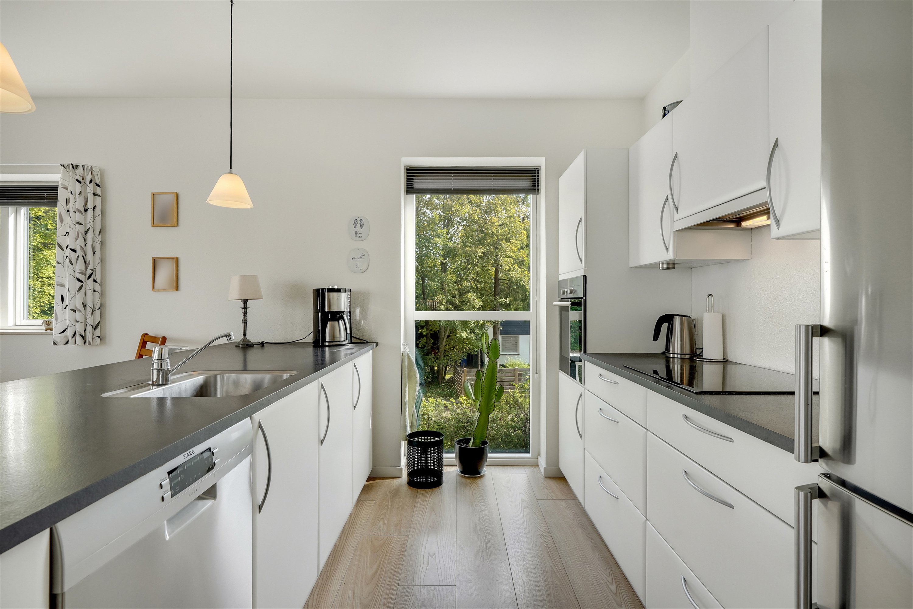 Fremhævet køkken billede i fuldskærmstilstand. Billede af Hovedgaden 44C, 1. th., 7190 Billund