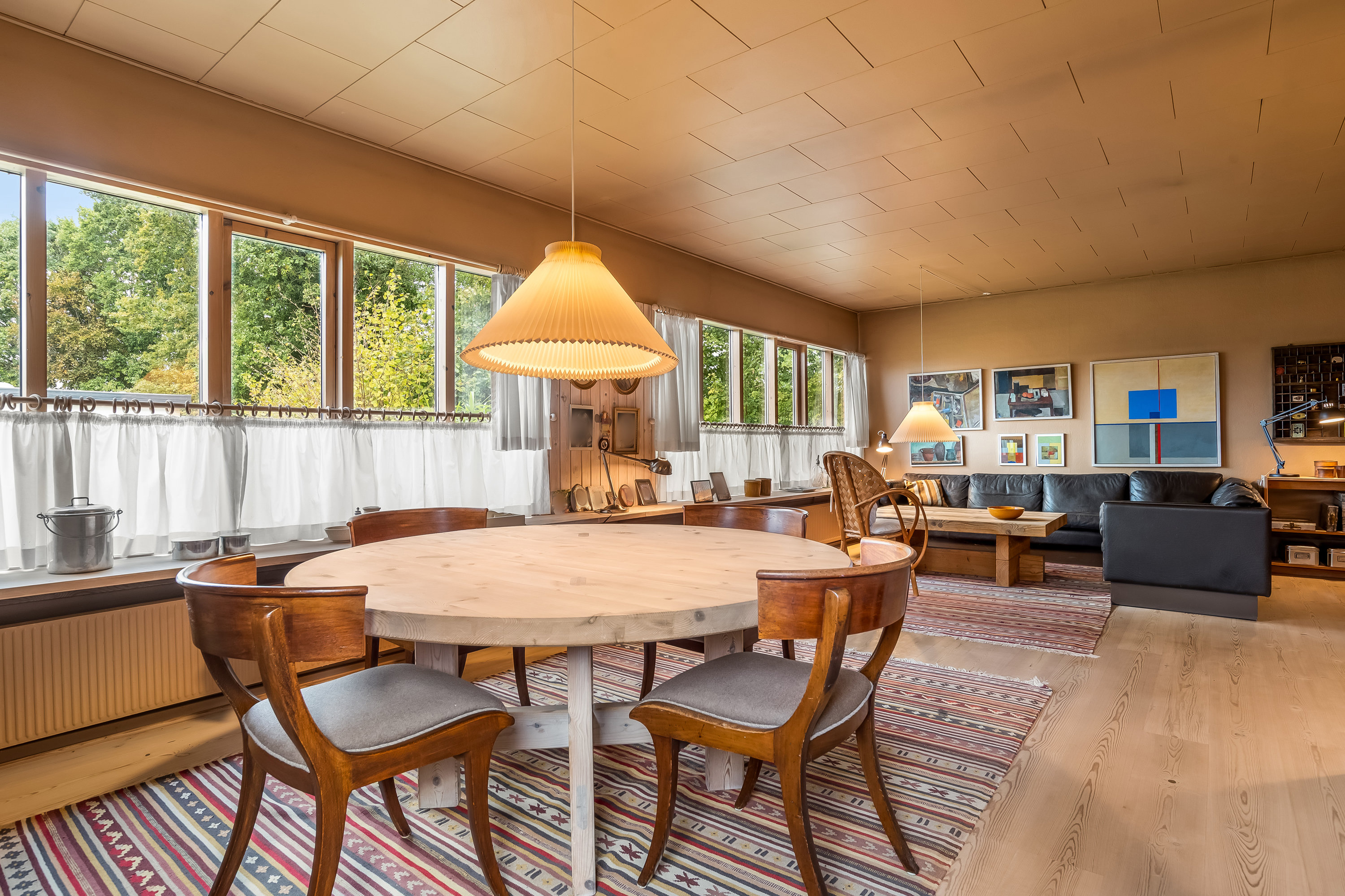 Fremhævet stue billede i fuldskærmstilstand. Billede af Skoleparken 28, 7500 Holstebro