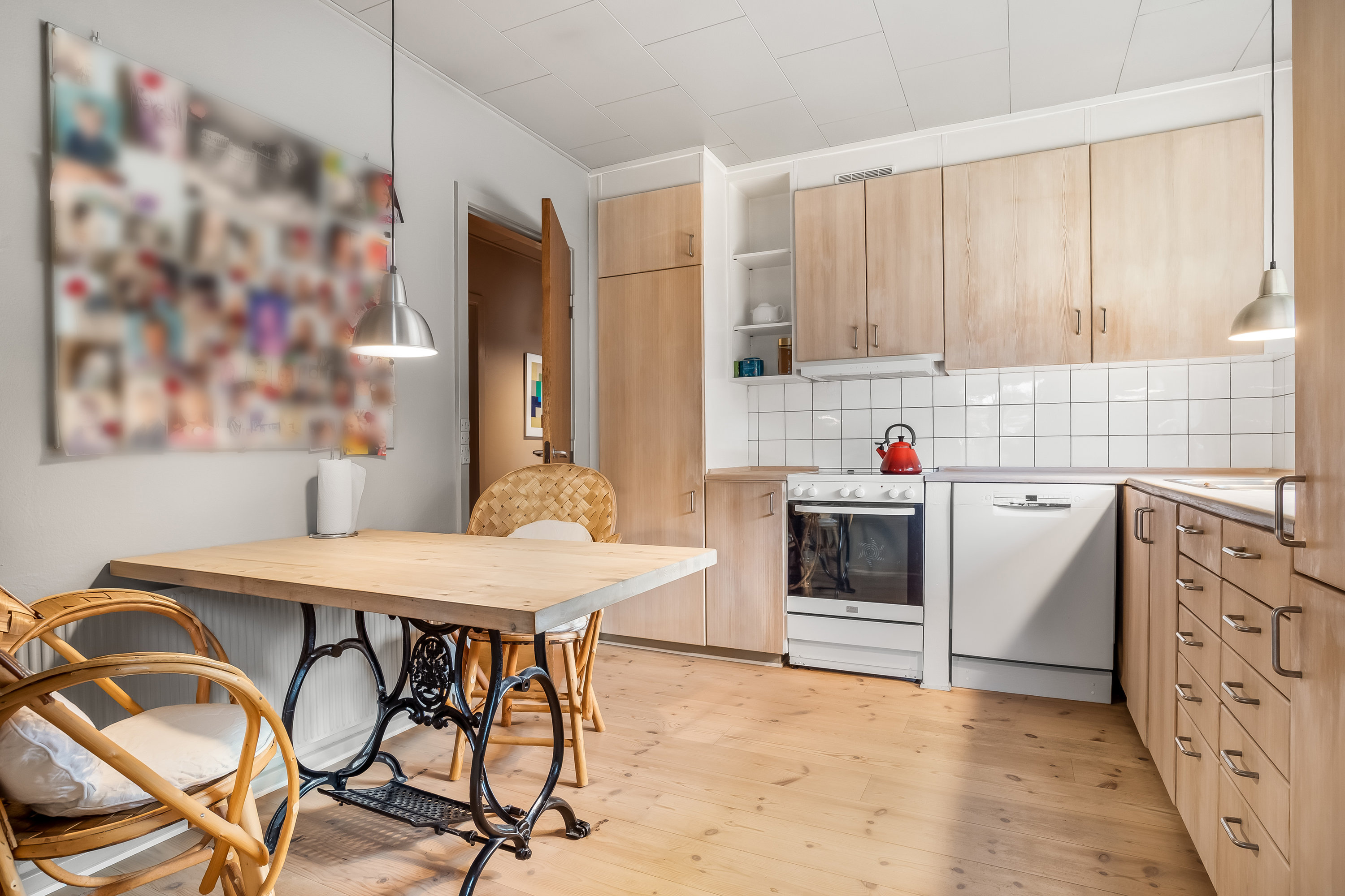 Fremhævet køkken billede i fuldskærmstilstand. Billede af Skoleparken 28, 7500 Holstebro