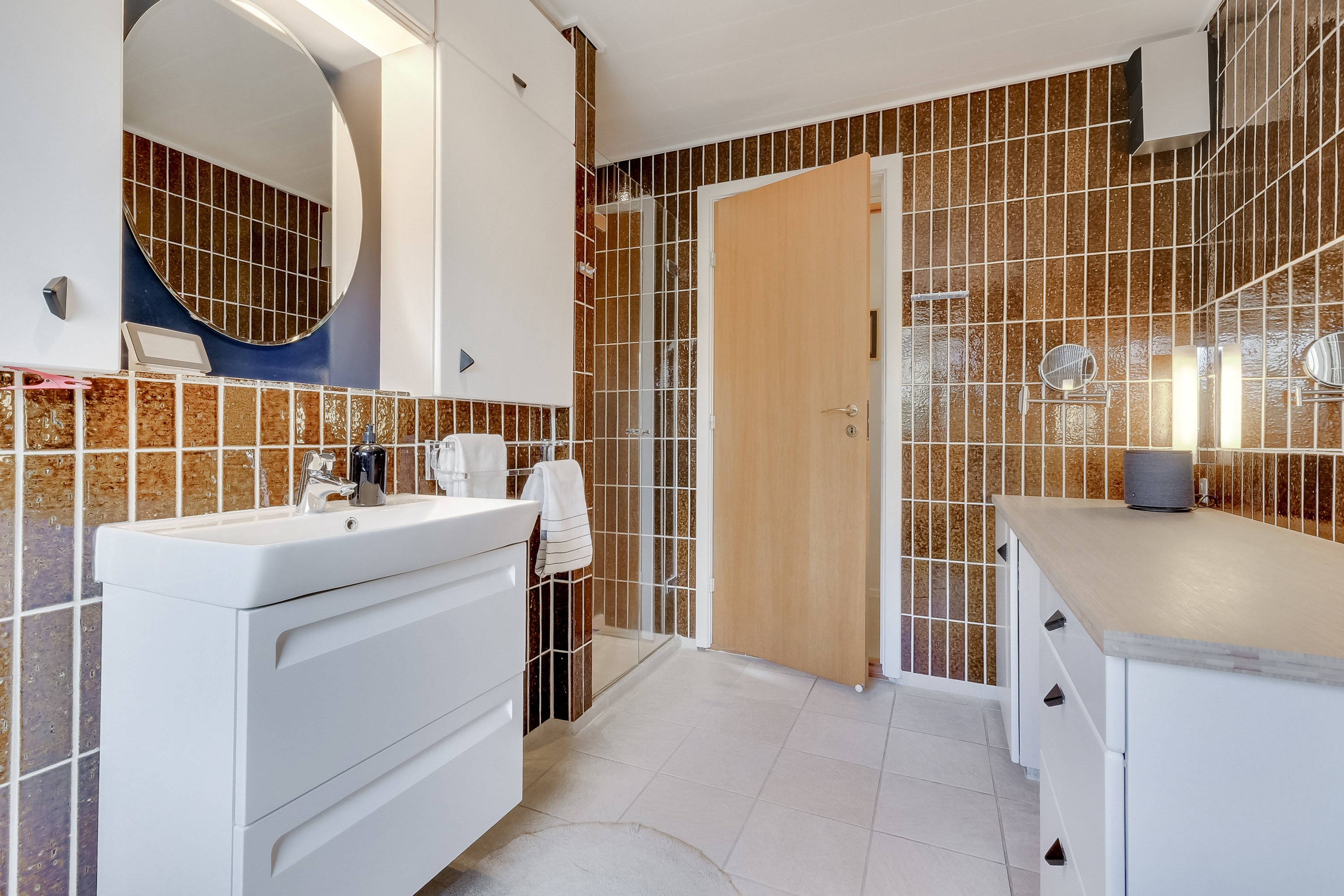 Fremhævet badeværelse billede i fuldskærmstilstand. Billede af Rosenlunden 15, Aunslev, 5800 Nyborg