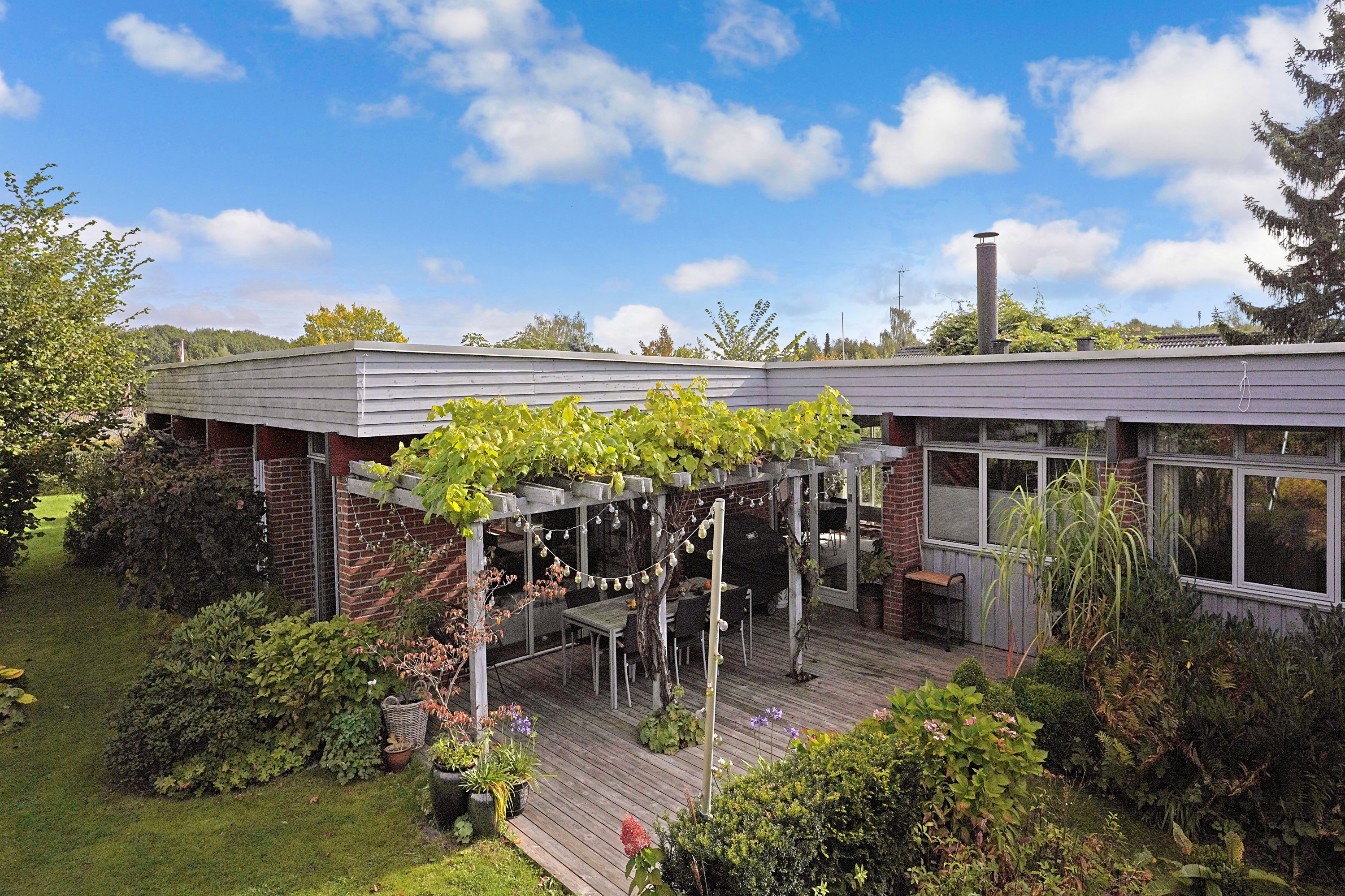 Villa: Terrasse på Smedievej 26, 3400 Hillerød