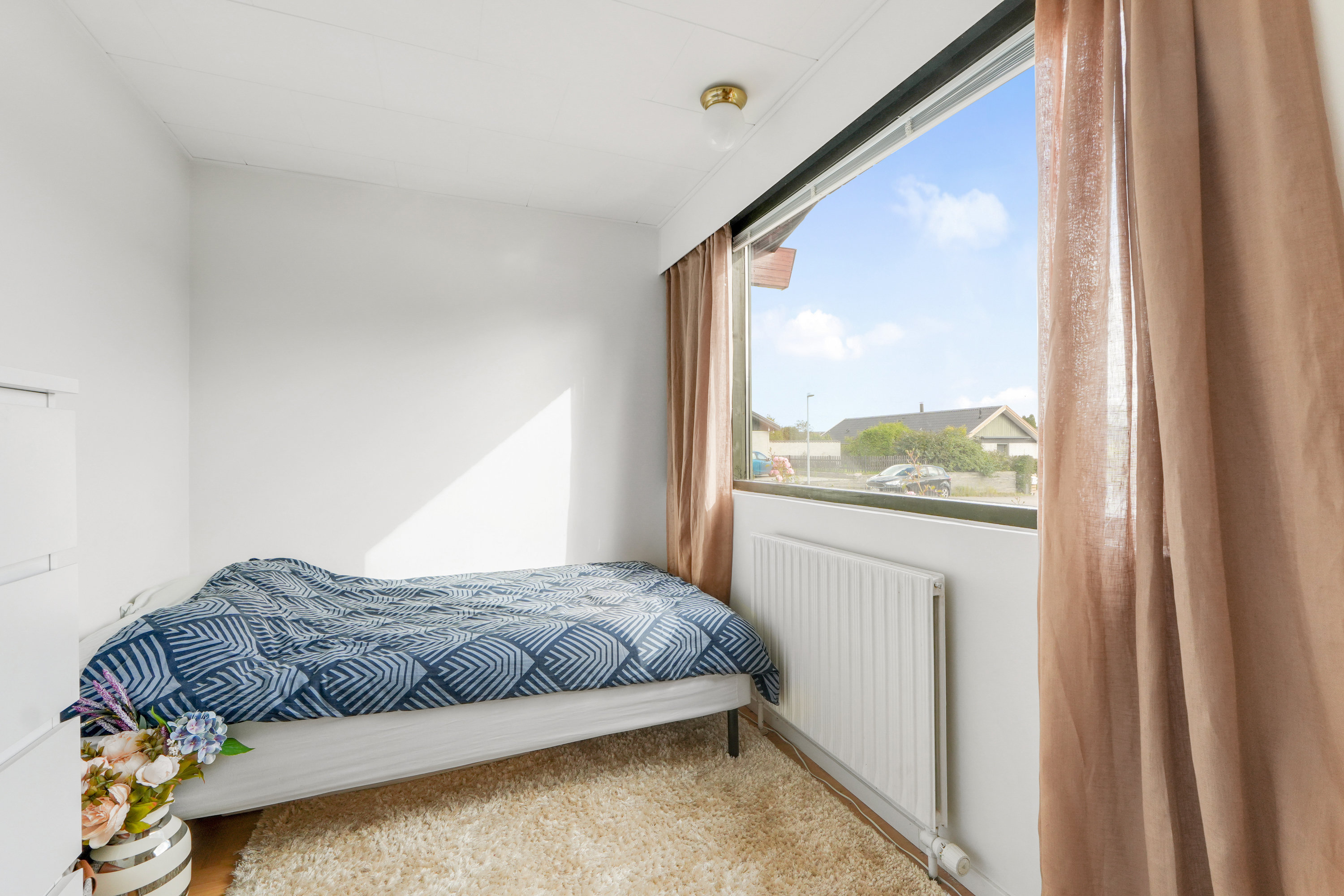 Fremhævet andet billede i fuldskærmstilstand. Billede af Sommerbuen 11, 2750 Ballerup