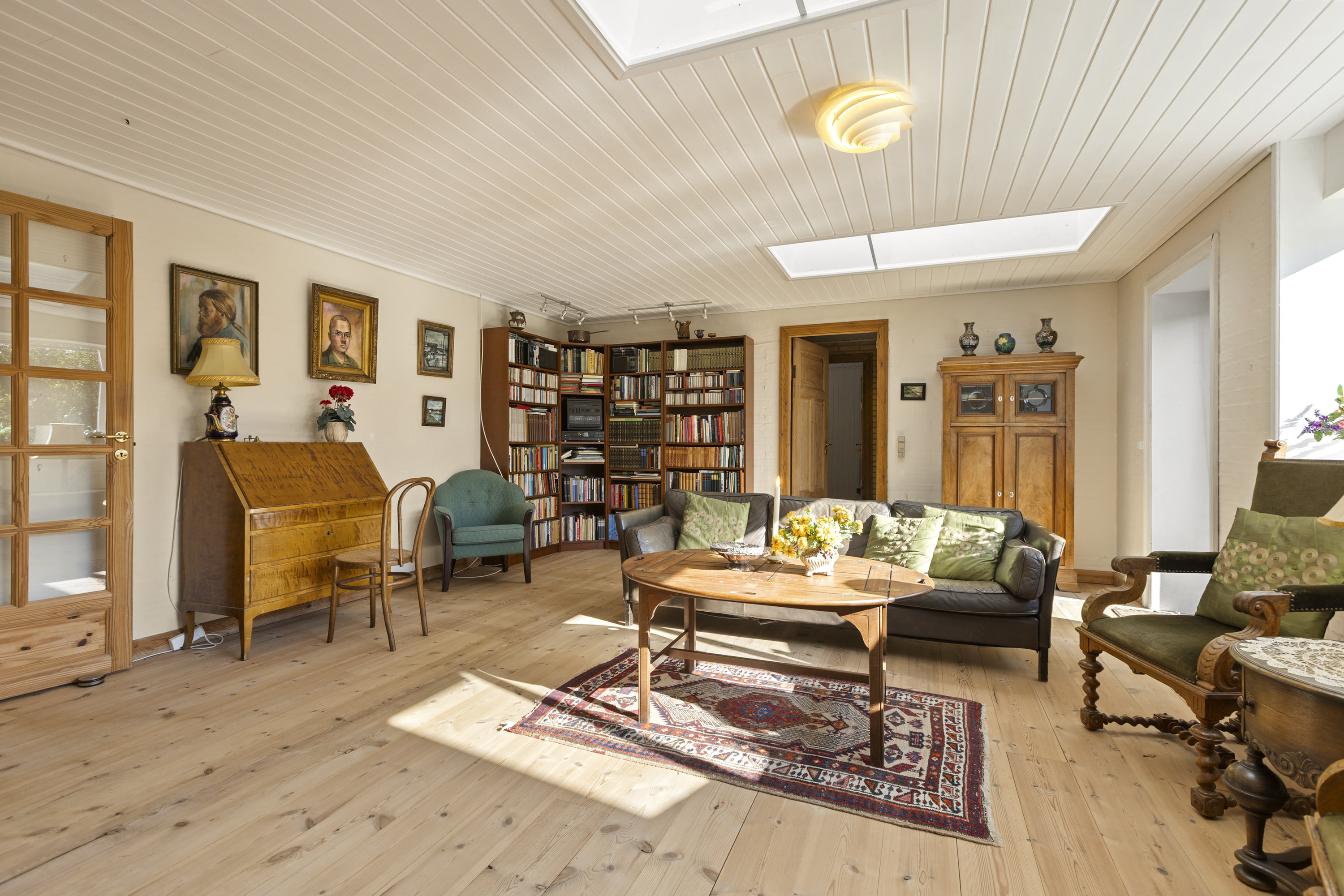 Fremhævet stue billede i fuldskærmstilstand. Billede af Bøgevej 10, 4490 Jerslev Sjælland