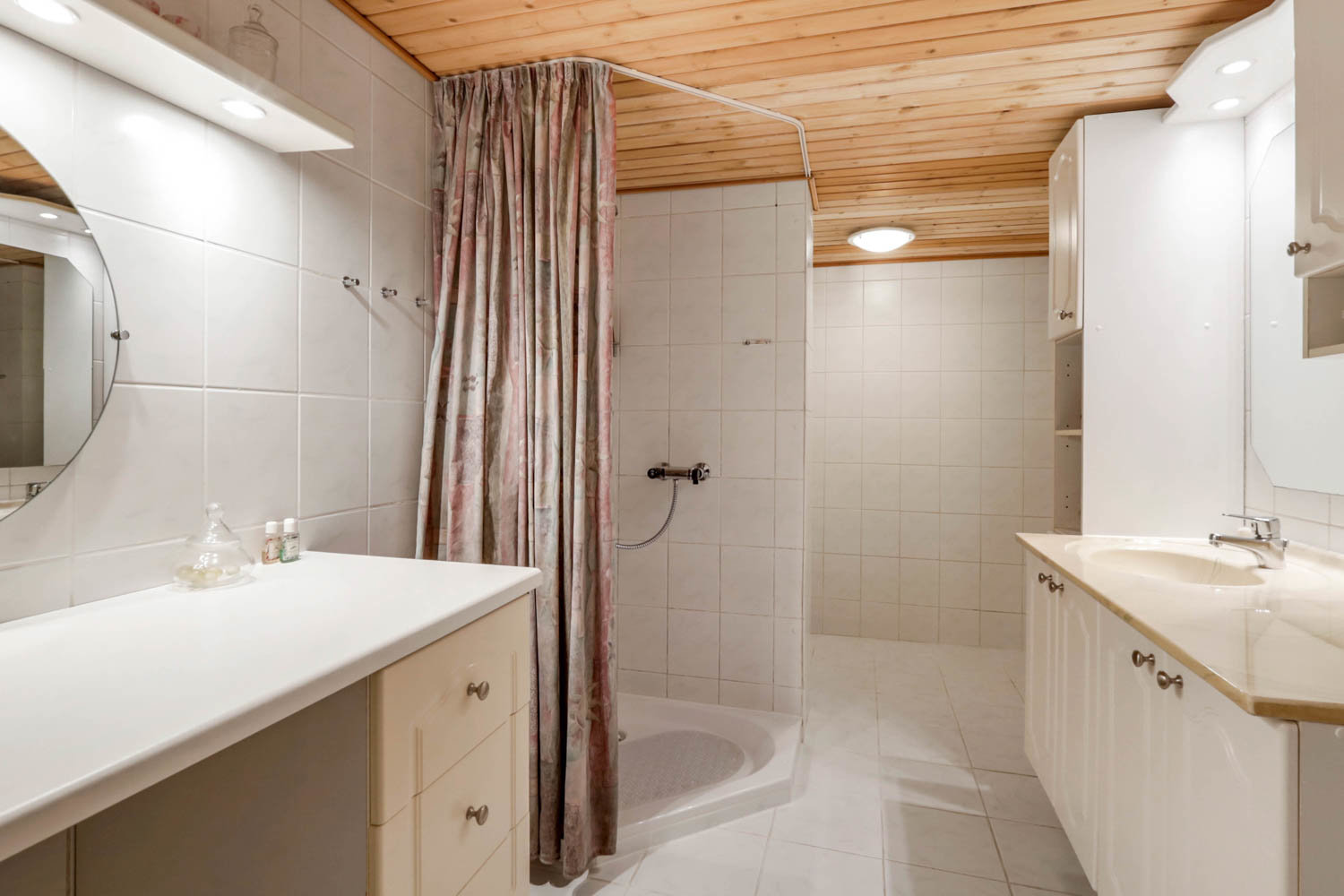 Fremhævet badeværelse billede i fuldskærmstilstand. Billede af Tjørnevej 2, Hundstrup, 5762 Vester Skerninge