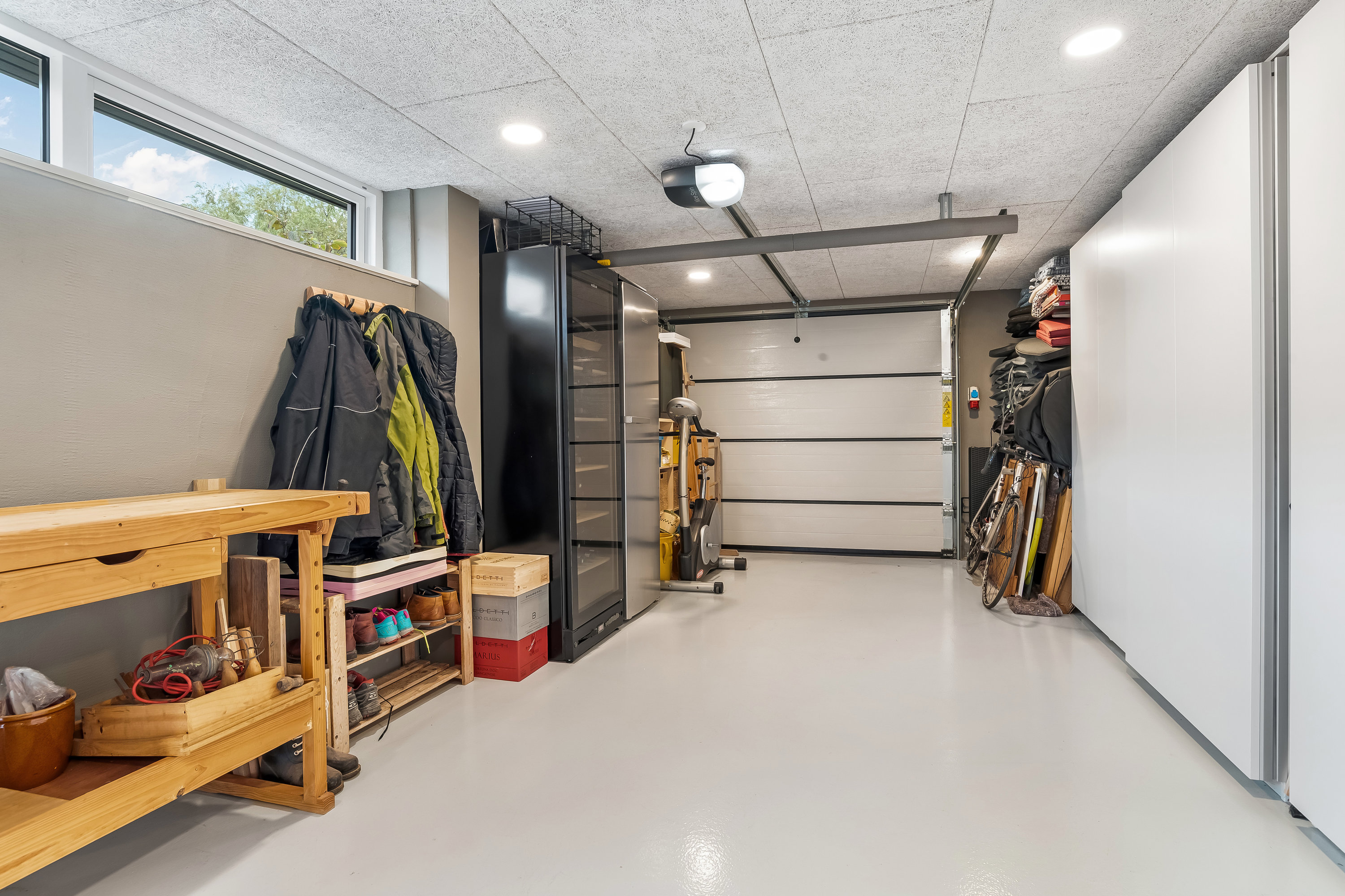 Fremhævet garage billede i fuldskærmstilstand. Billede af Lyngkrogen 26, Mejdal, 7500 Holstebro