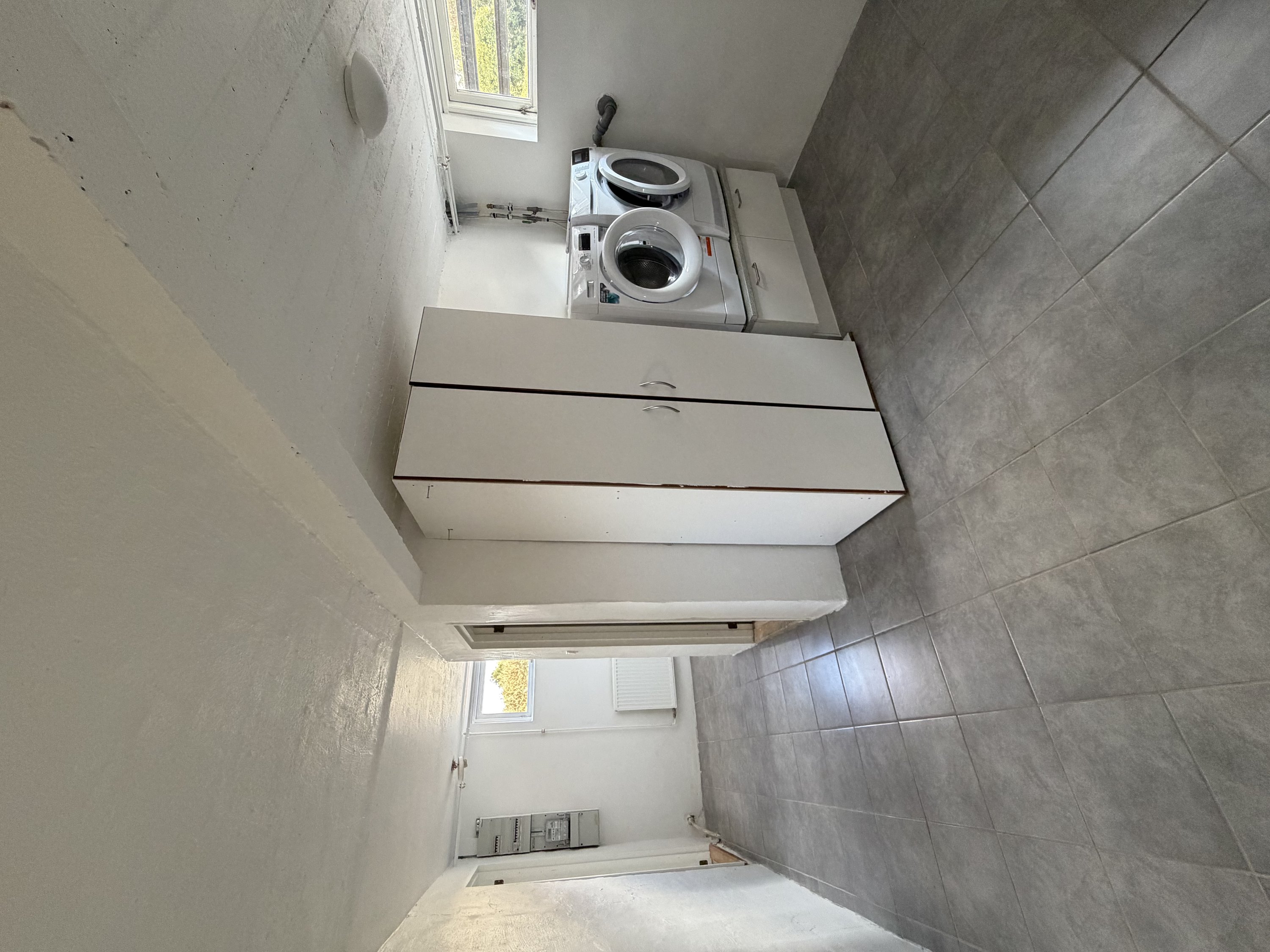 Fremhævet vaskerum billede i fuldskærmstilstand. Billede af Nøvlingvej 144A, 9260 Gistrup