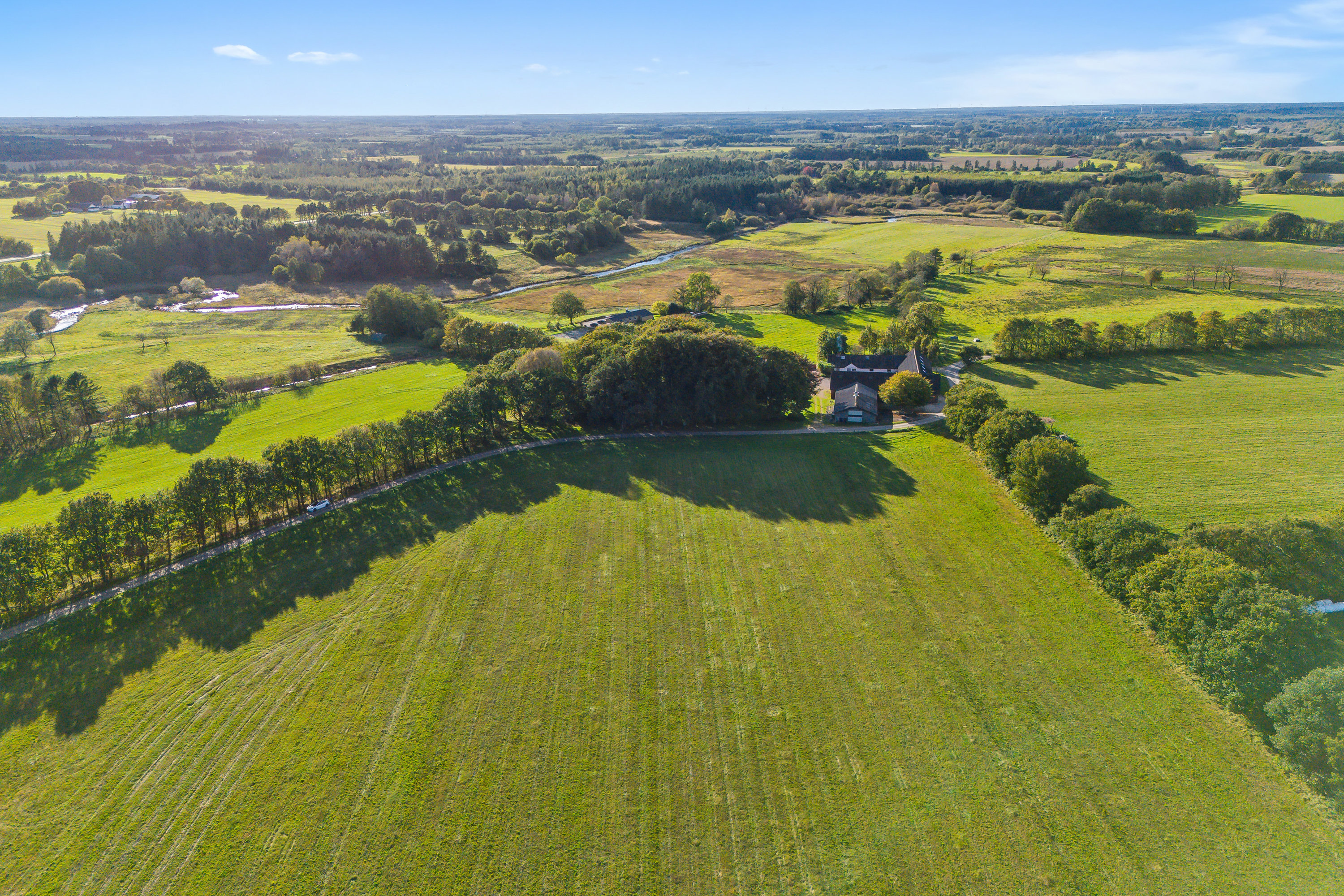 Fremhævet  billede i fuldskærmstilstand. Billede af Blæsbjergvej 21, Langelund, 7323 Give