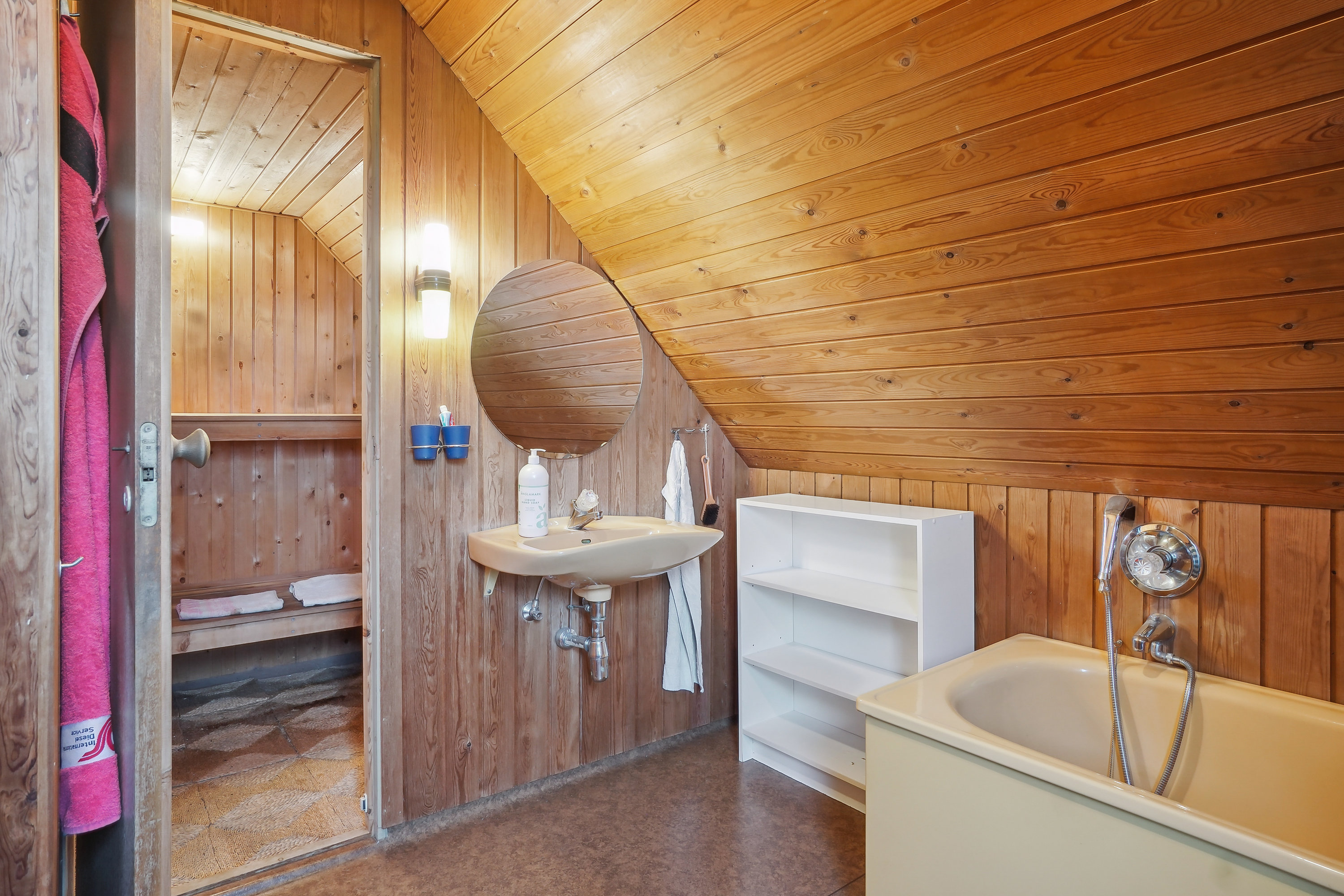 Fremhævet  billede i fuldskærmstilstand. Billede af Blæsbjergvej 21, Langelund, 7323 Give