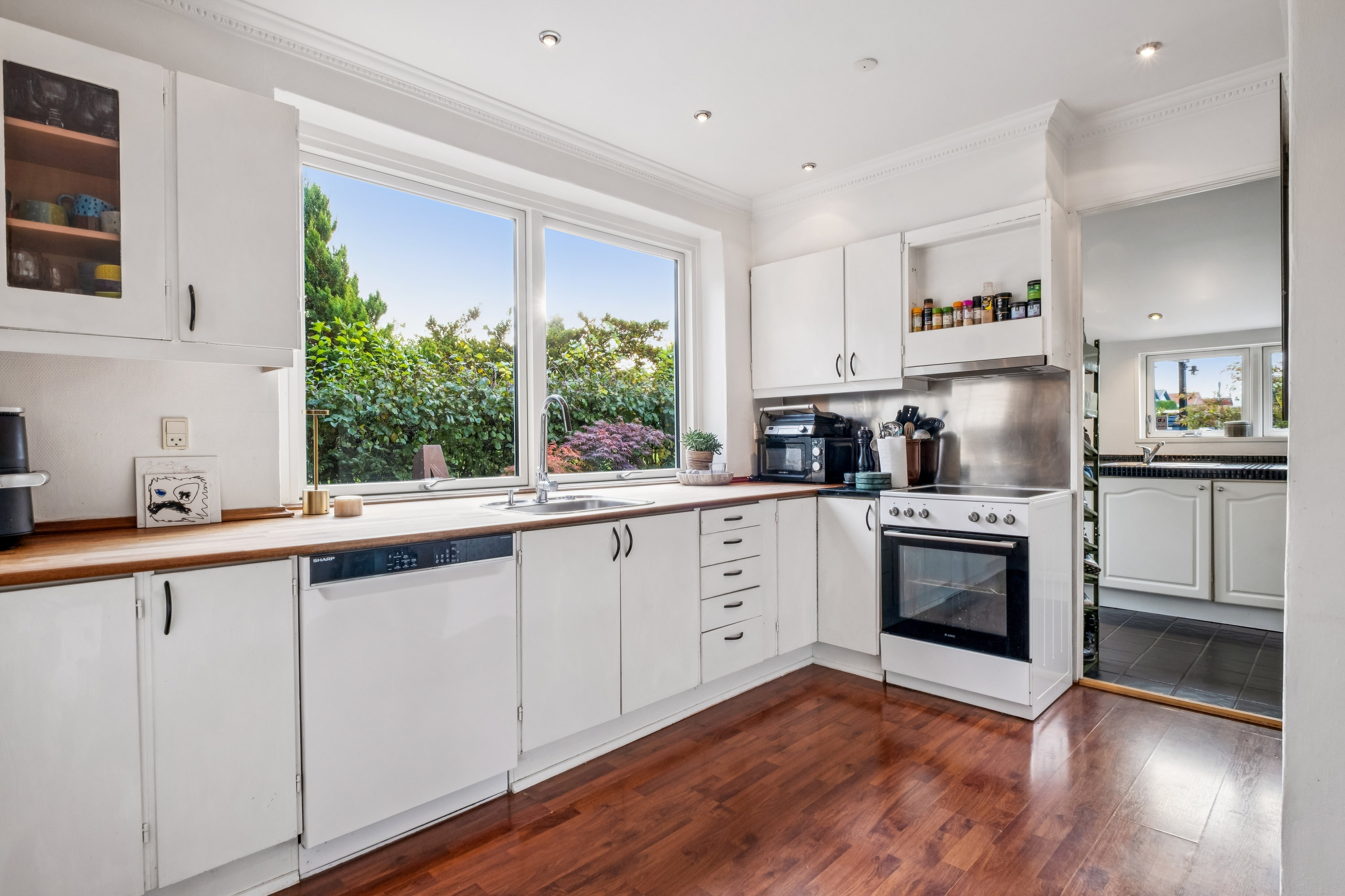 Fremhævet køkken billede i fuldskærmstilstand. Billede af Østerhåbsvej 3, Hatting, 8700 Horsens