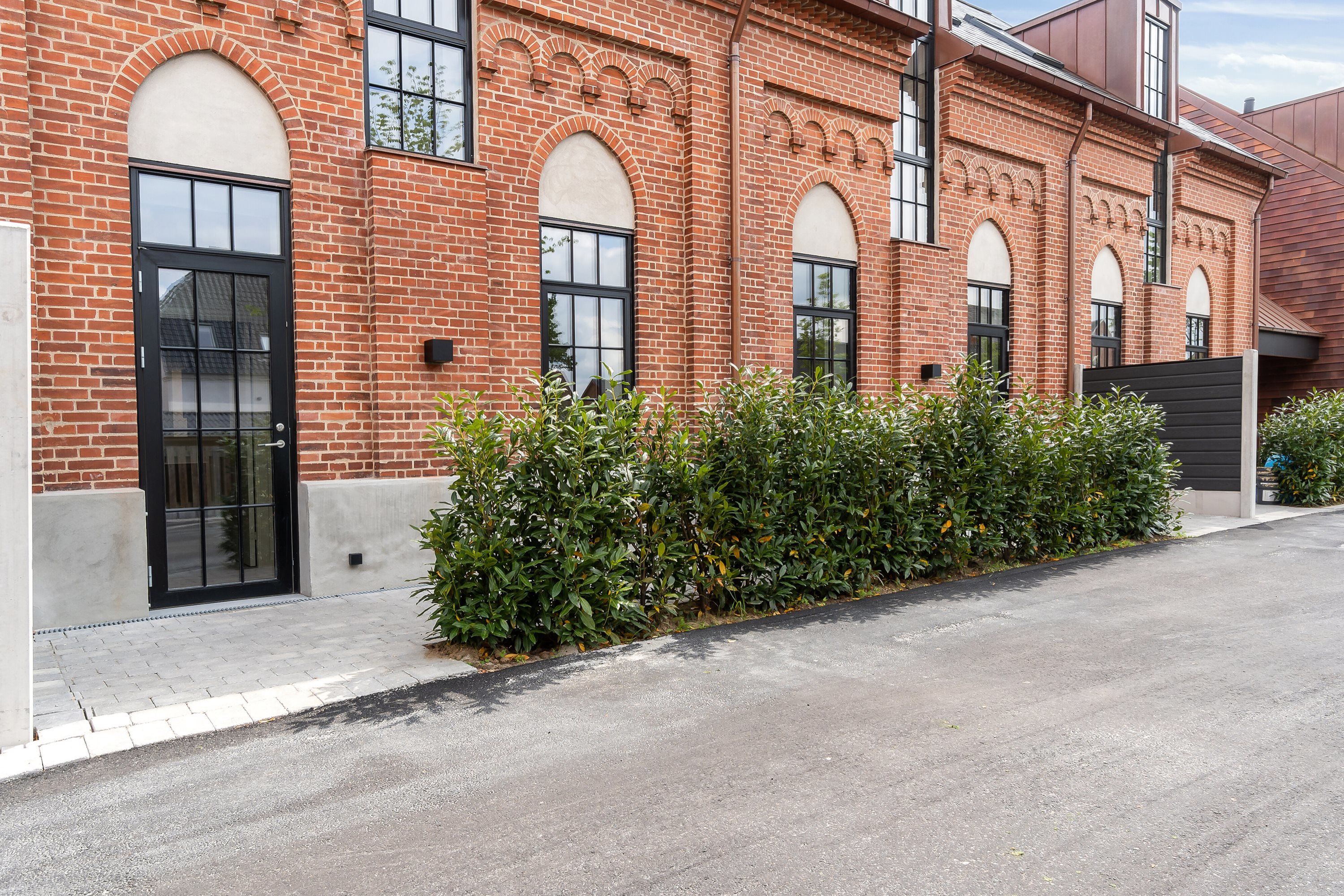 Fremhævet  billede i fuldskærmstilstand. Billede af Hostrupsvej 1B, 3400 Hillerød