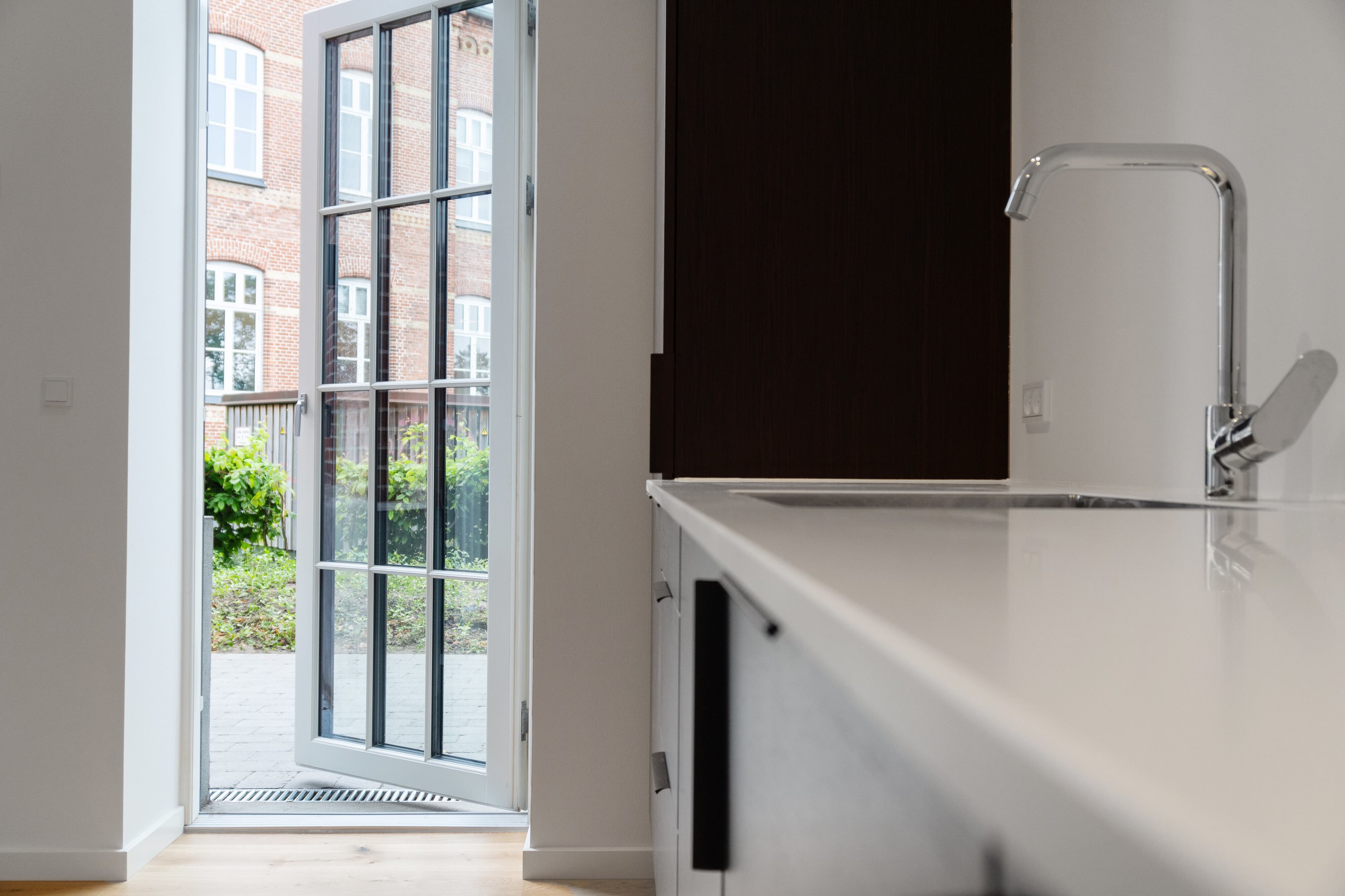 Fremhævet  billede i fuldskærmstilstand. Billede af Hostrupsvej 1B, 3400 Hillerød