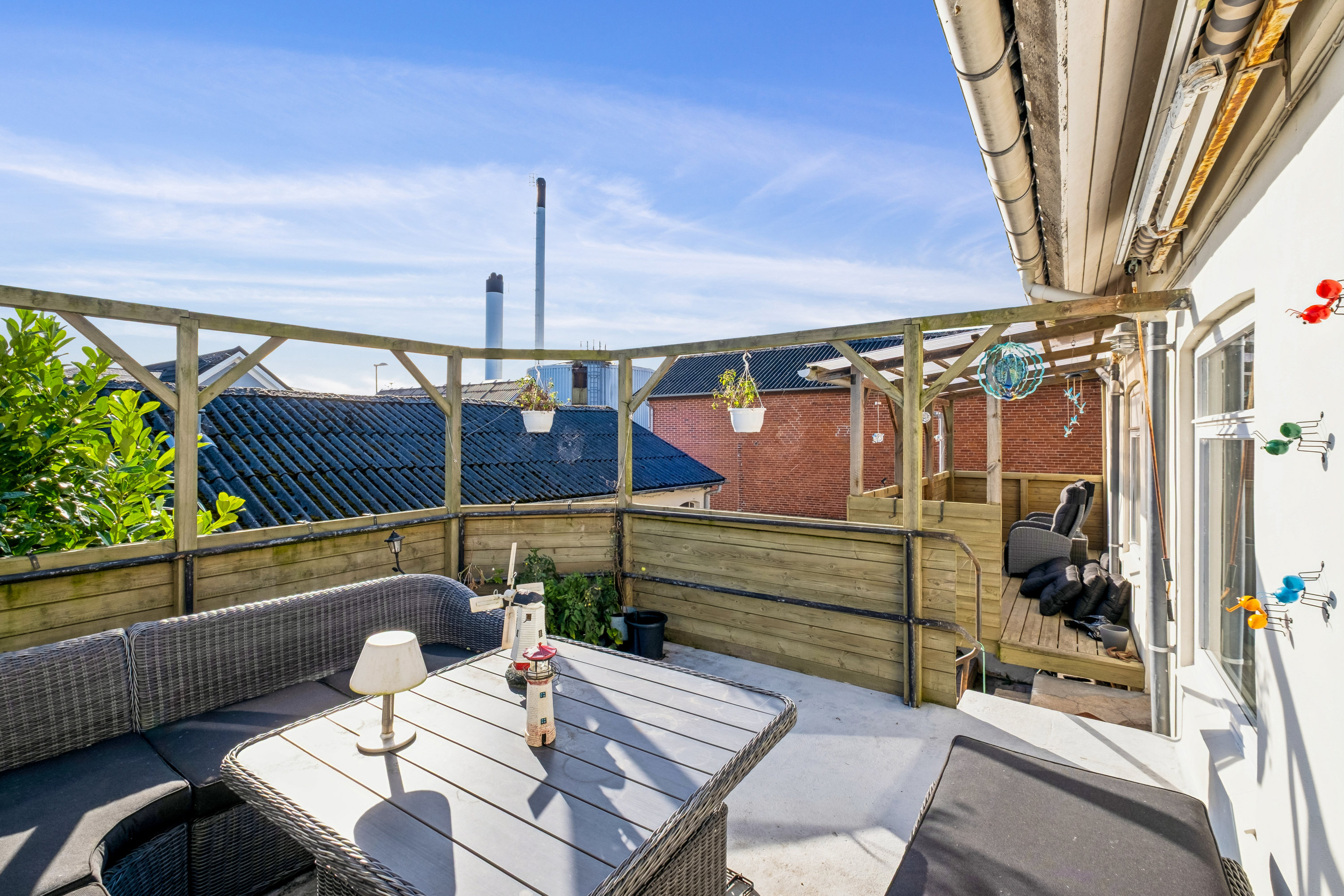 Miniaturebillede 1: terrasse. Billede af Hovedgaden 18, 8763 Rask Mølle