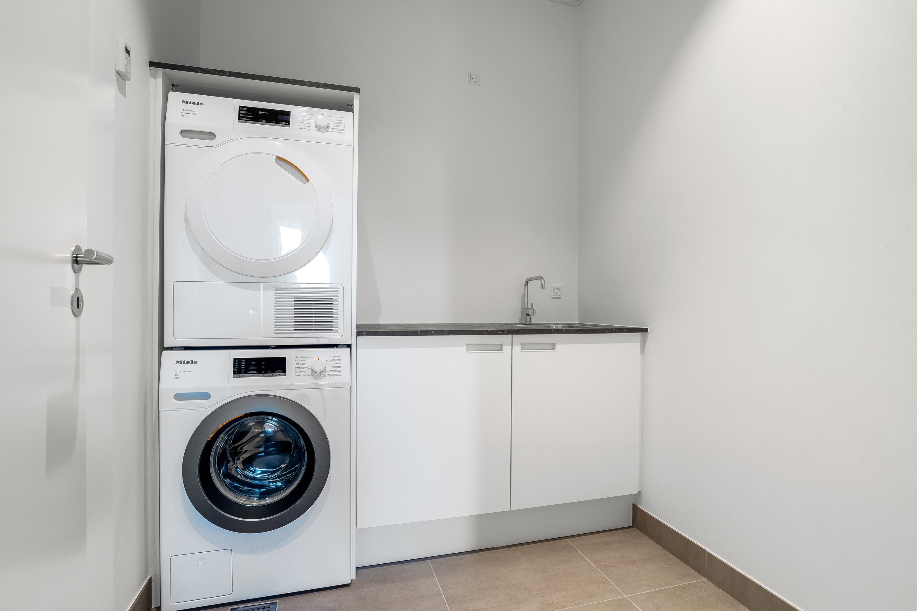 Fremhævet  billede i fuldskærmstilstand. Billede af Stationsvej 9B, 4. 1., Lejlighed 32, 7500 Holstebro