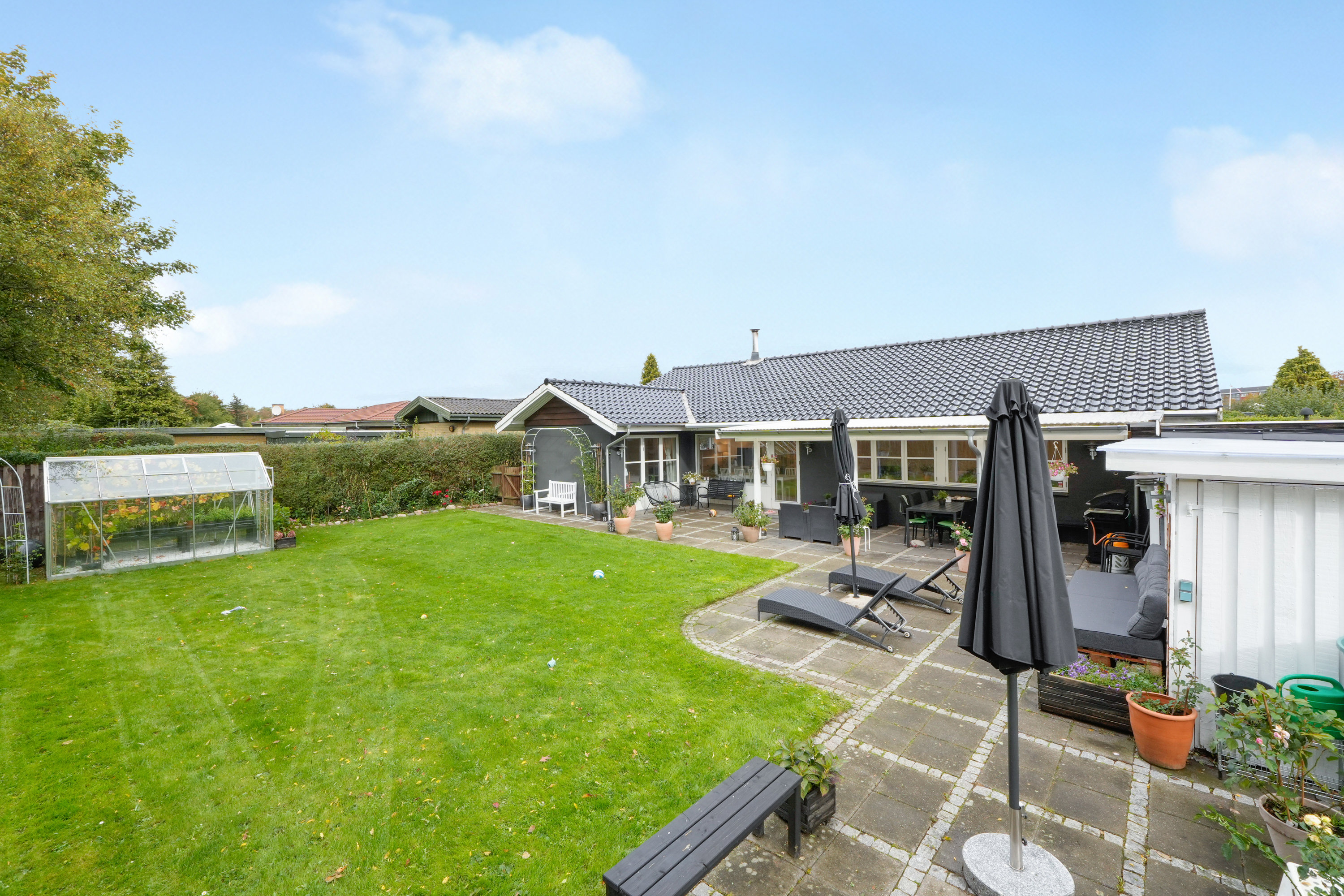 Fremhævet  billede i fuldskærmstilstand. Billede af Vårbuen 6, 2750 Ballerup