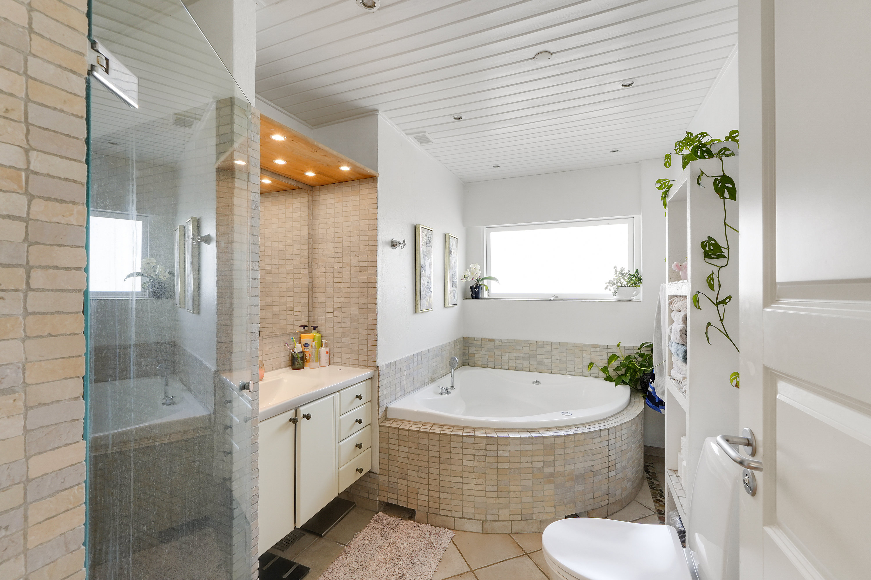 Fremhævet  billede i fuldskærmstilstand. Billede af Vårbuen 6, 2750 Ballerup