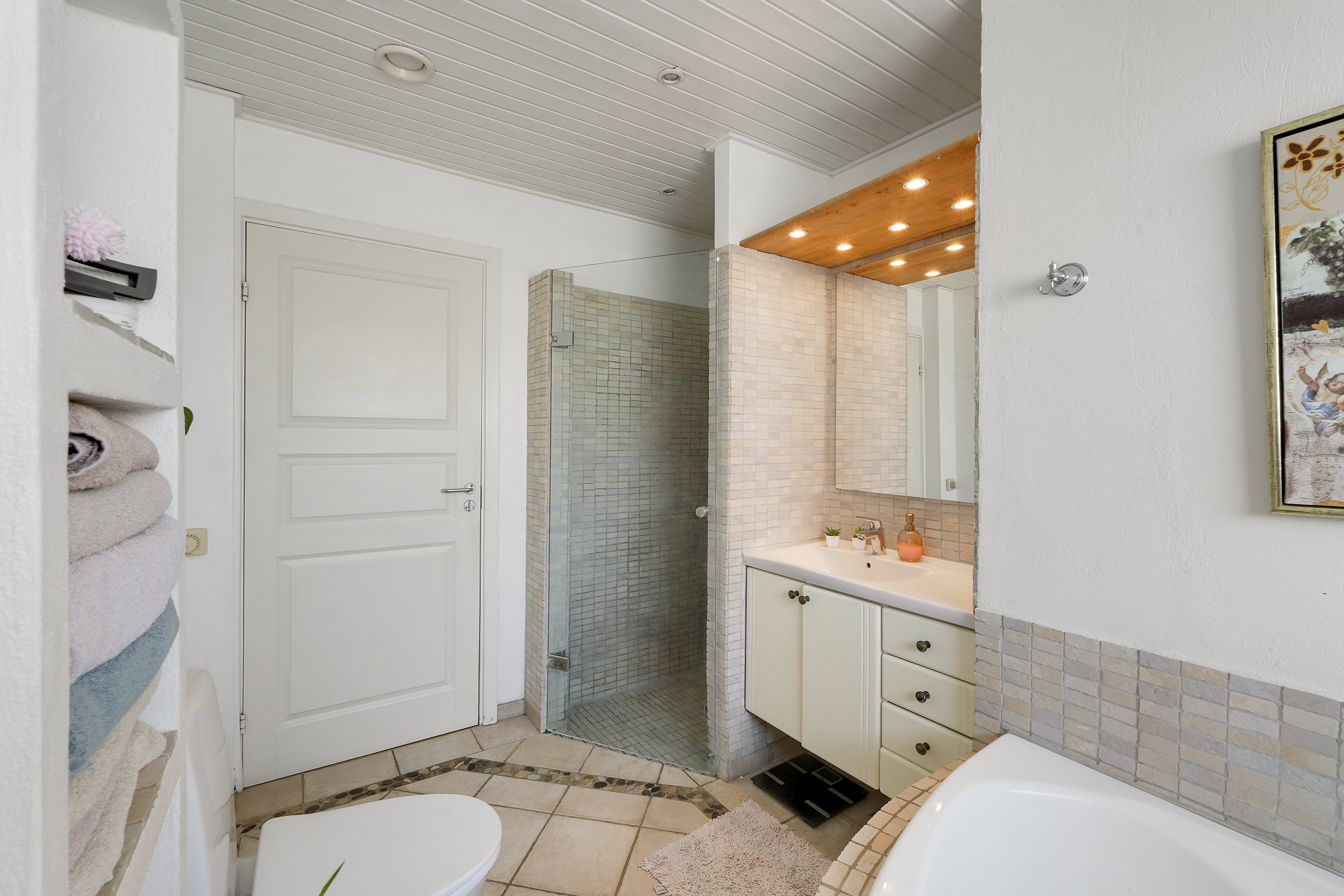 Fremhævet  billede i fuldskærmstilstand. Billede af Vårbuen 6, 2750 Ballerup