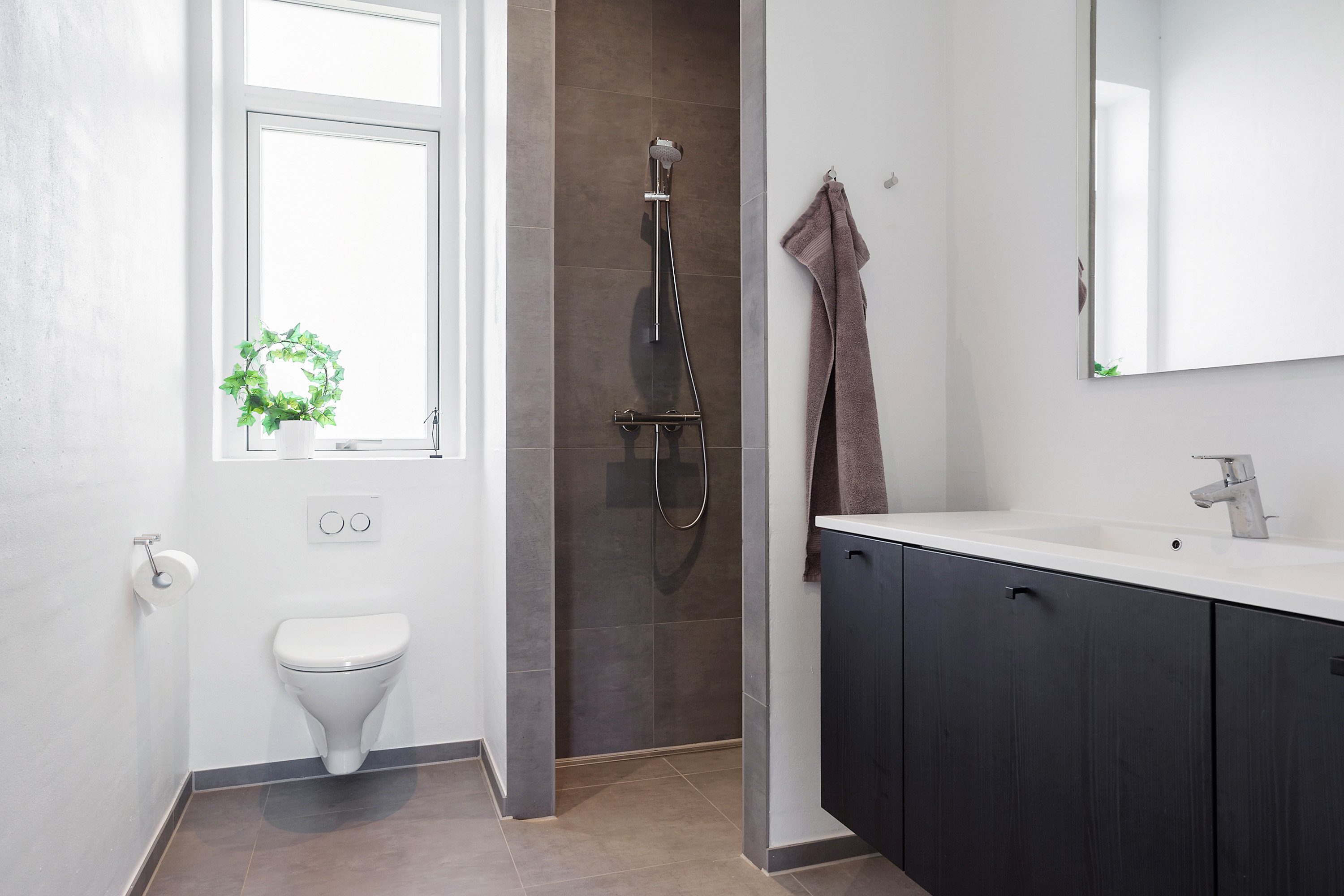 Fremhævet badeværelse billede i fuldskærmstilstand. Billede af Lille Dalby Ager 33, 8722 Hedensted