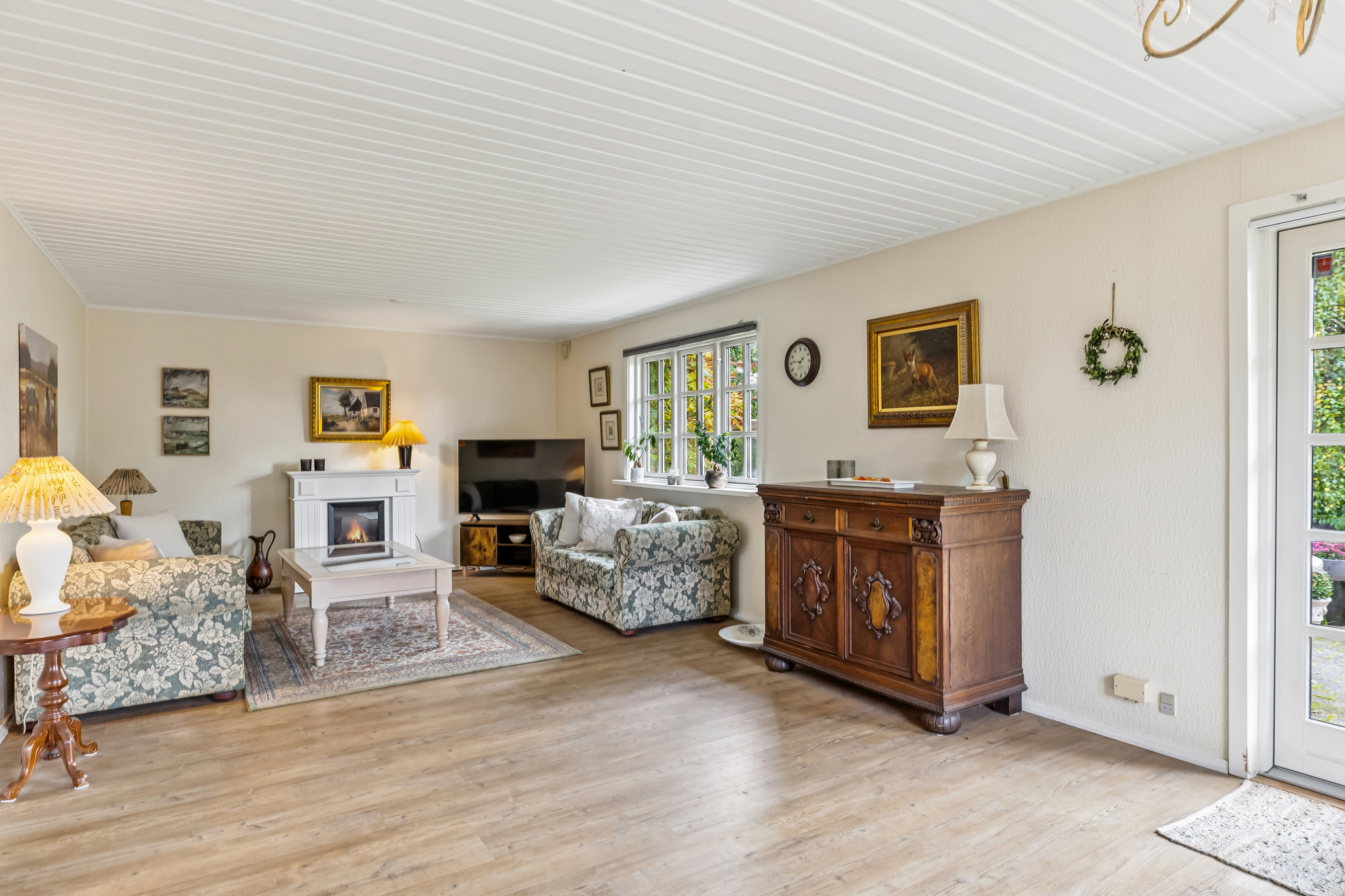 Fremhævet stue billede i fuldskærmstilstand. Billede af Havremarken 85, Holbøl, 6340 Kruså