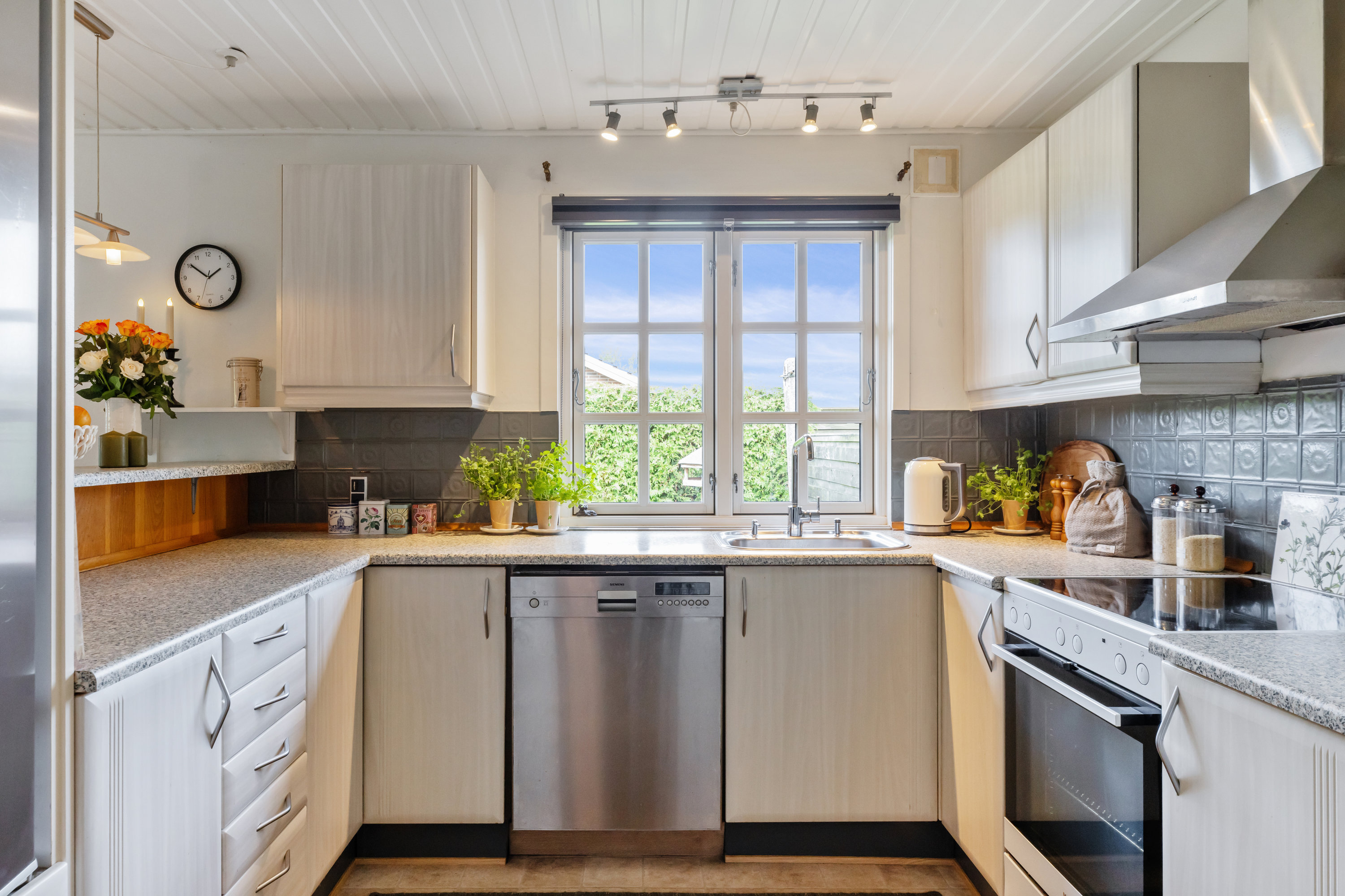 Fremhævet køkken billede i fuldskærmstilstand. Billede af Havremarken 85, Holbøl, 6340 Kruså