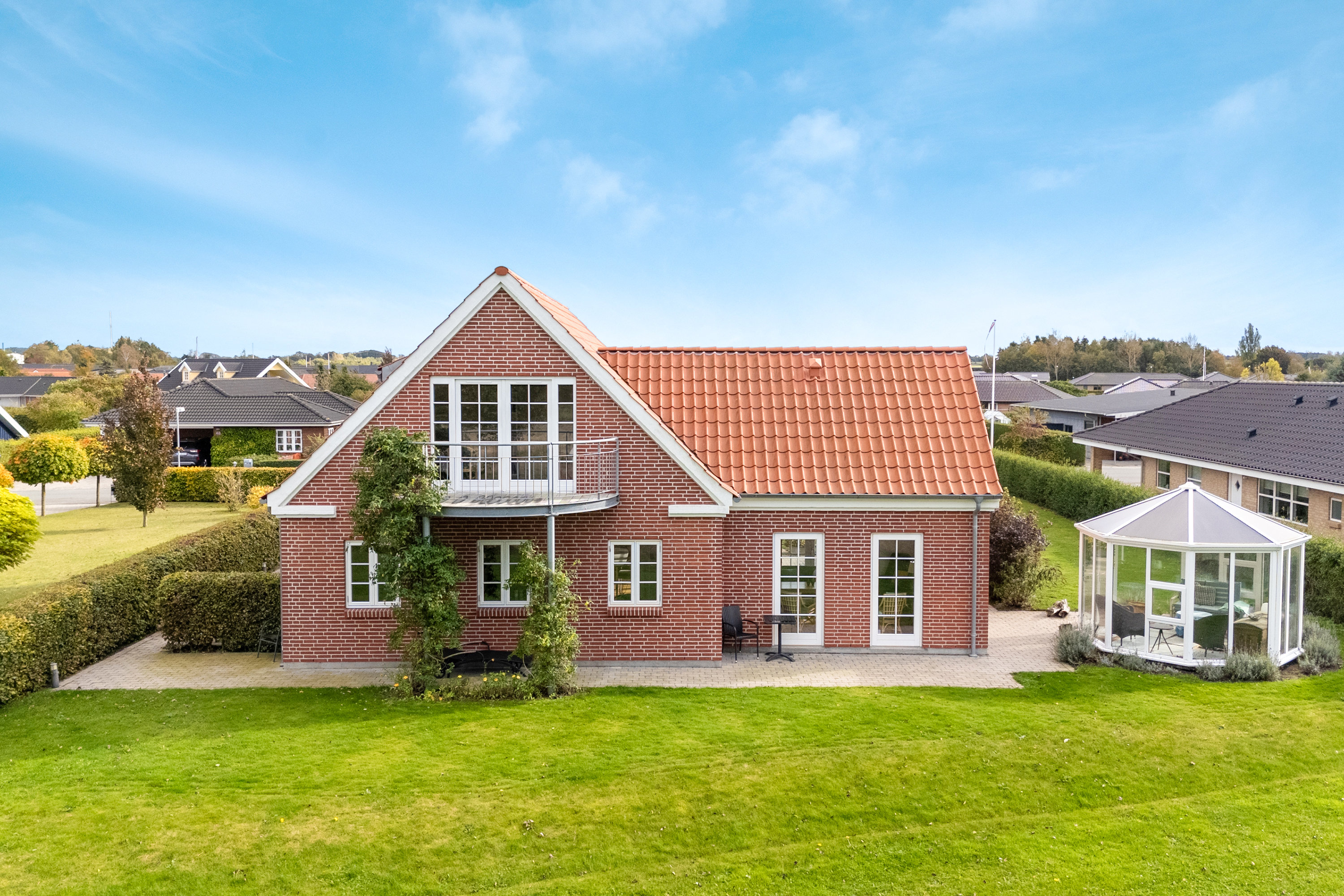 Fremhævet luftfoto billede i fuldskærmstilstand. Billede af Trondheimparken 6, 5400 Bogense