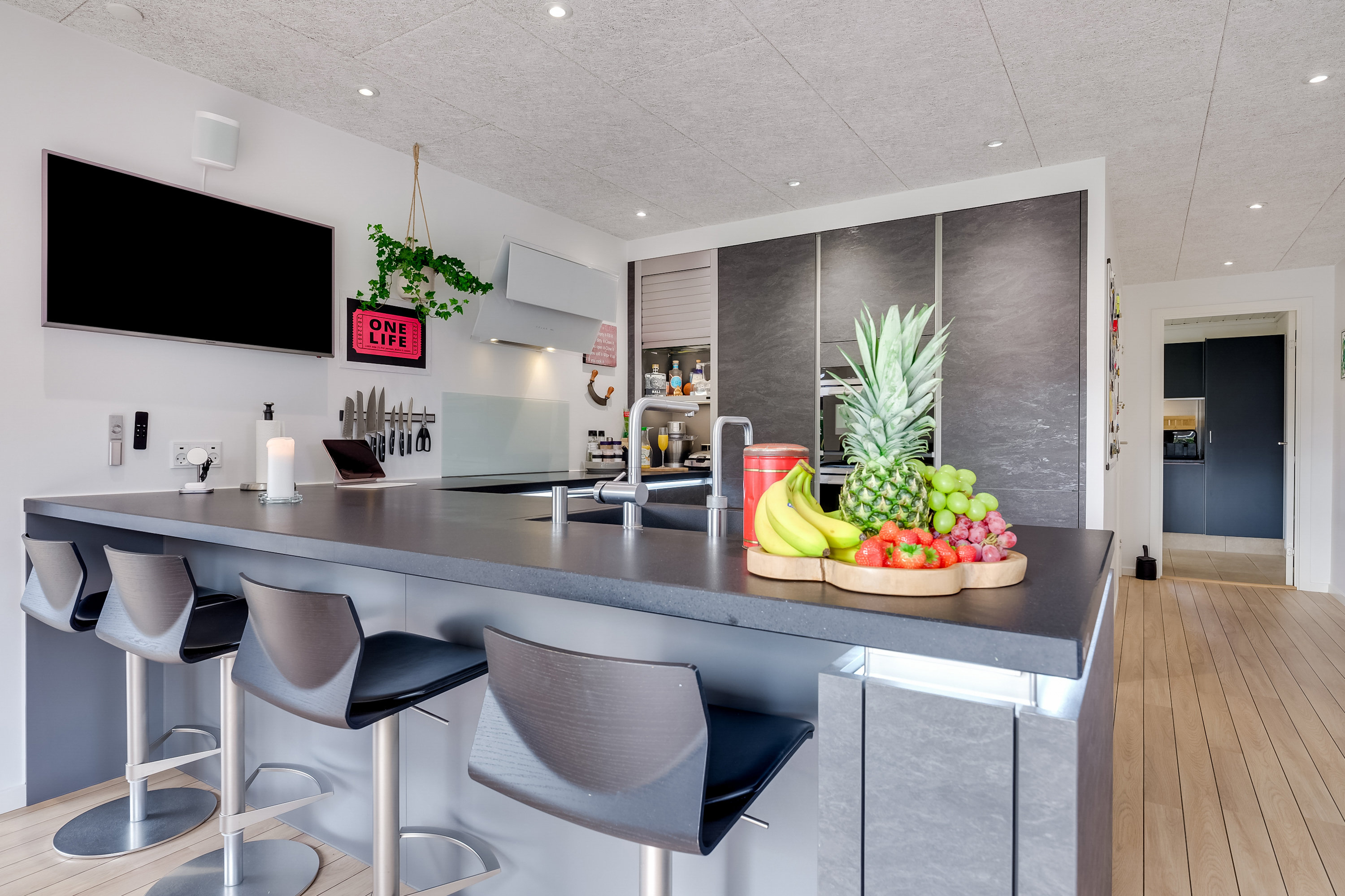 Miniaturebillede 1: køkken. Billede af H C Lumbyes Vej 8, Strib, 5500 Middelfart