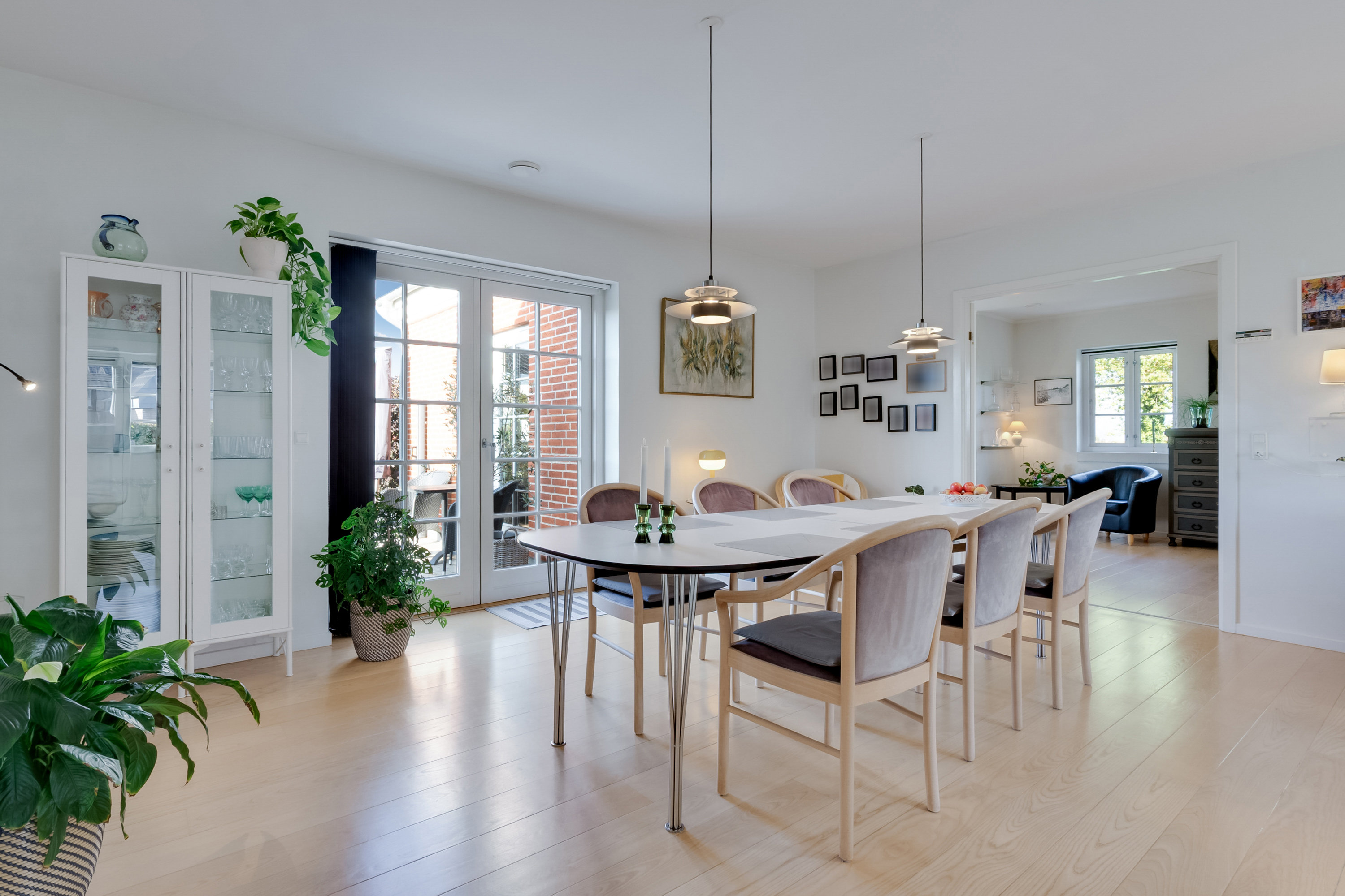 Fremhævet spisestue billede i fuldskærmstilstand. Billede af Trondheimparken 6, 5400 Bogense