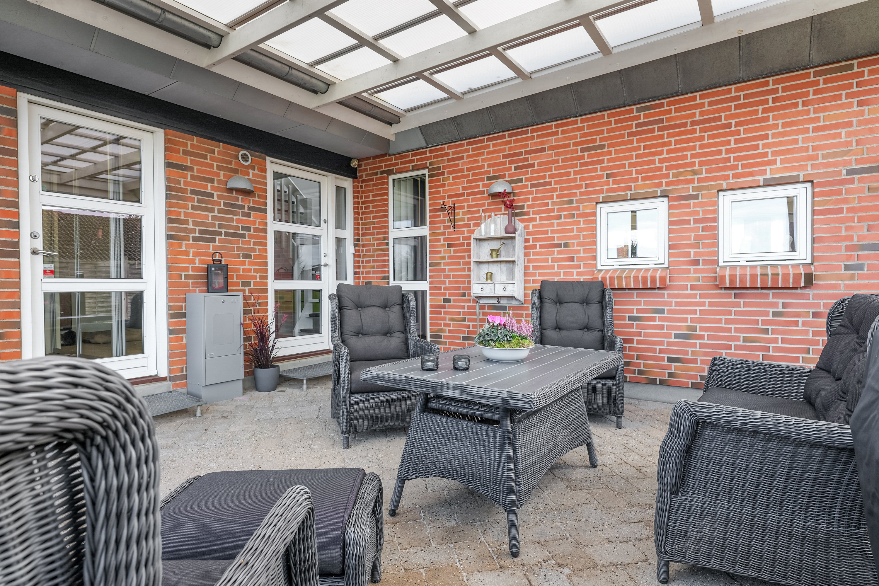 Fremhævet overdækket terrasse billede i fuldskærmstilstand. Billede af H C Lumbyes Vej 8, Strib, 5500 Middelfart