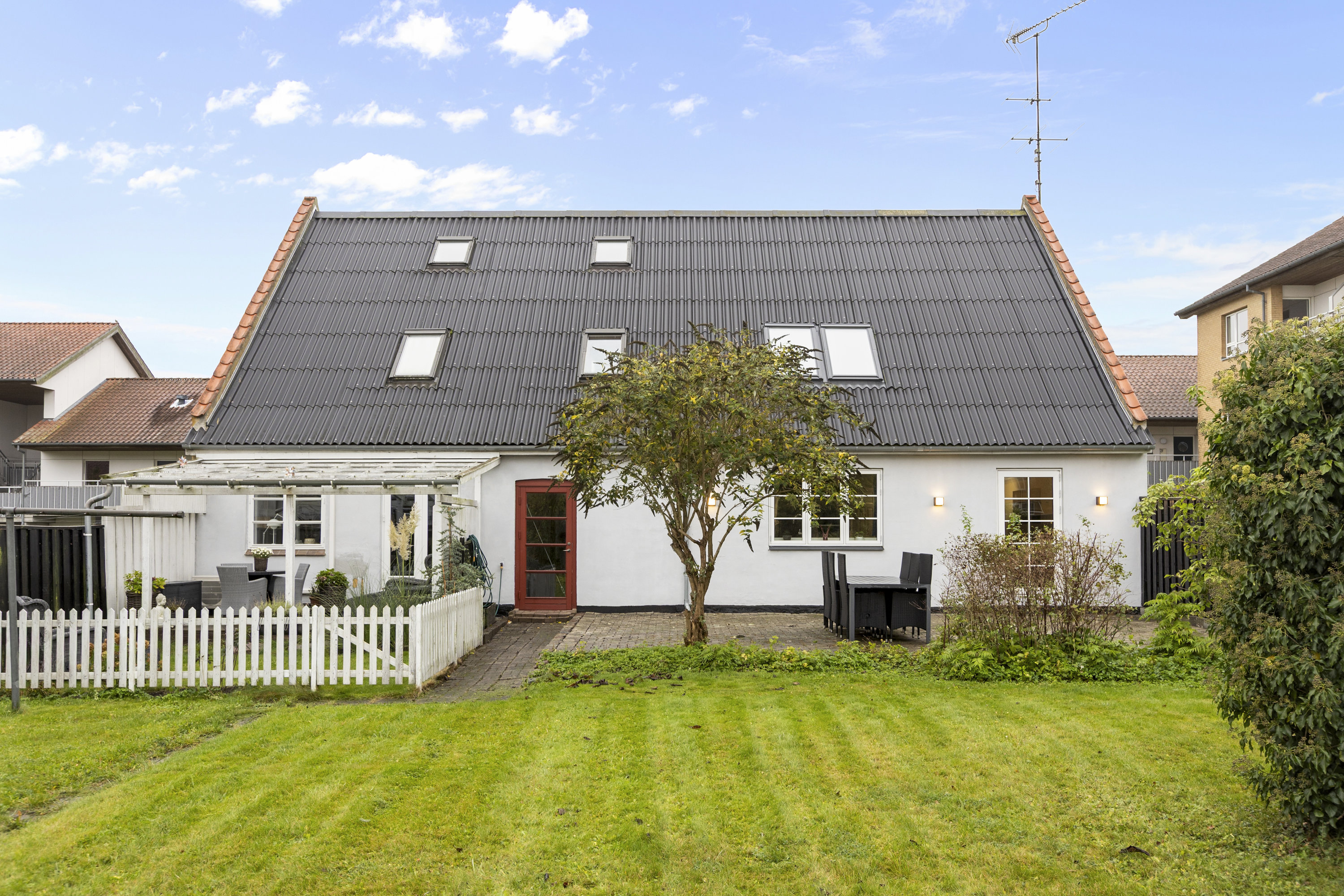 Fremhævet ejendommen billede i fuldskærmstilstand. Billede af Næstvedvej 3B, st.. tv., 4100 Ringsted