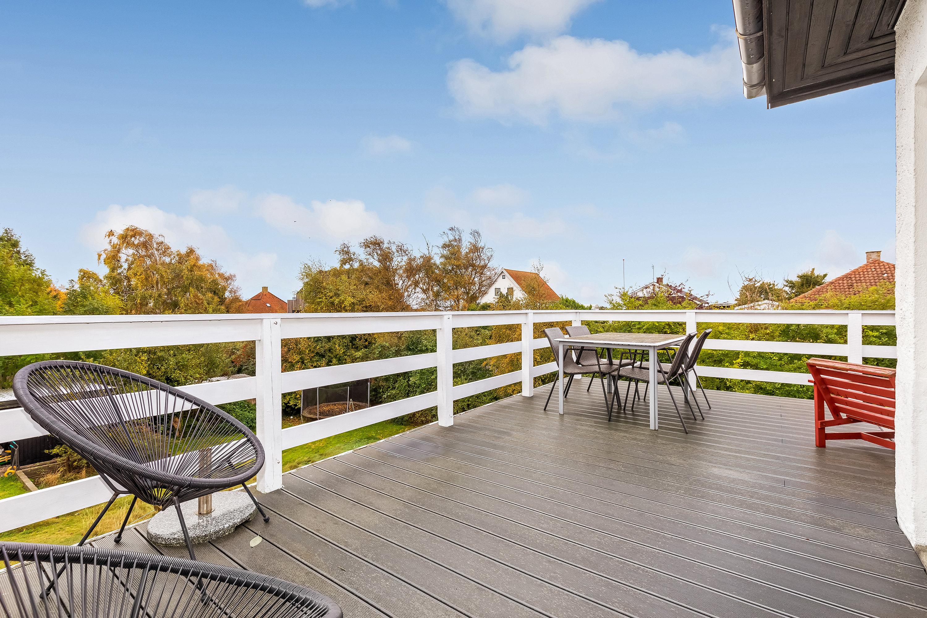 Fremhævet terrasse billede i fuldskærmstilstand. Billede af Spættevej 8, 3390 Hundested