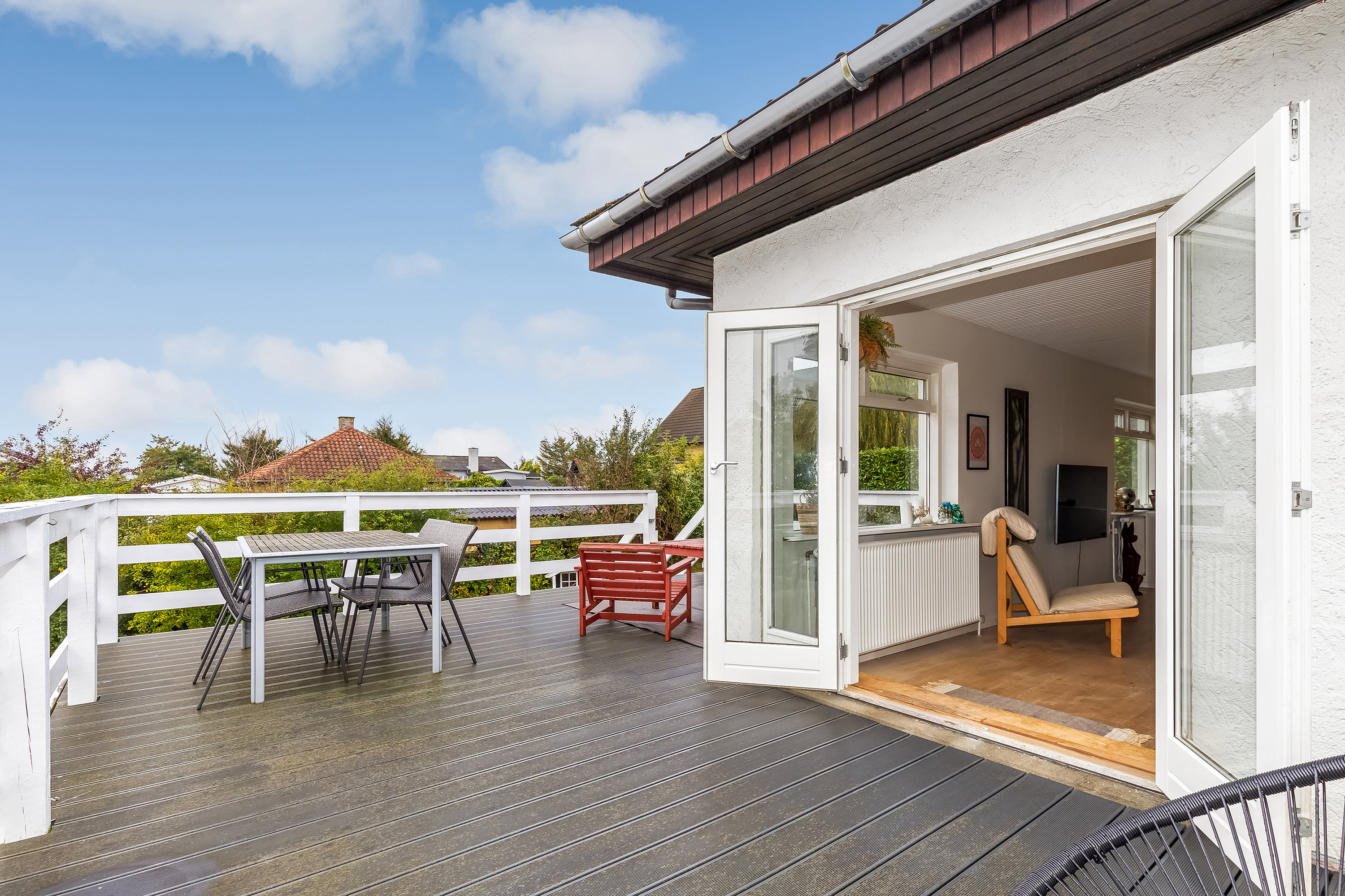 Fremhævet terrasse billede i fuldskærmstilstand. Billede af Spættevej 8, 3390 Hundested