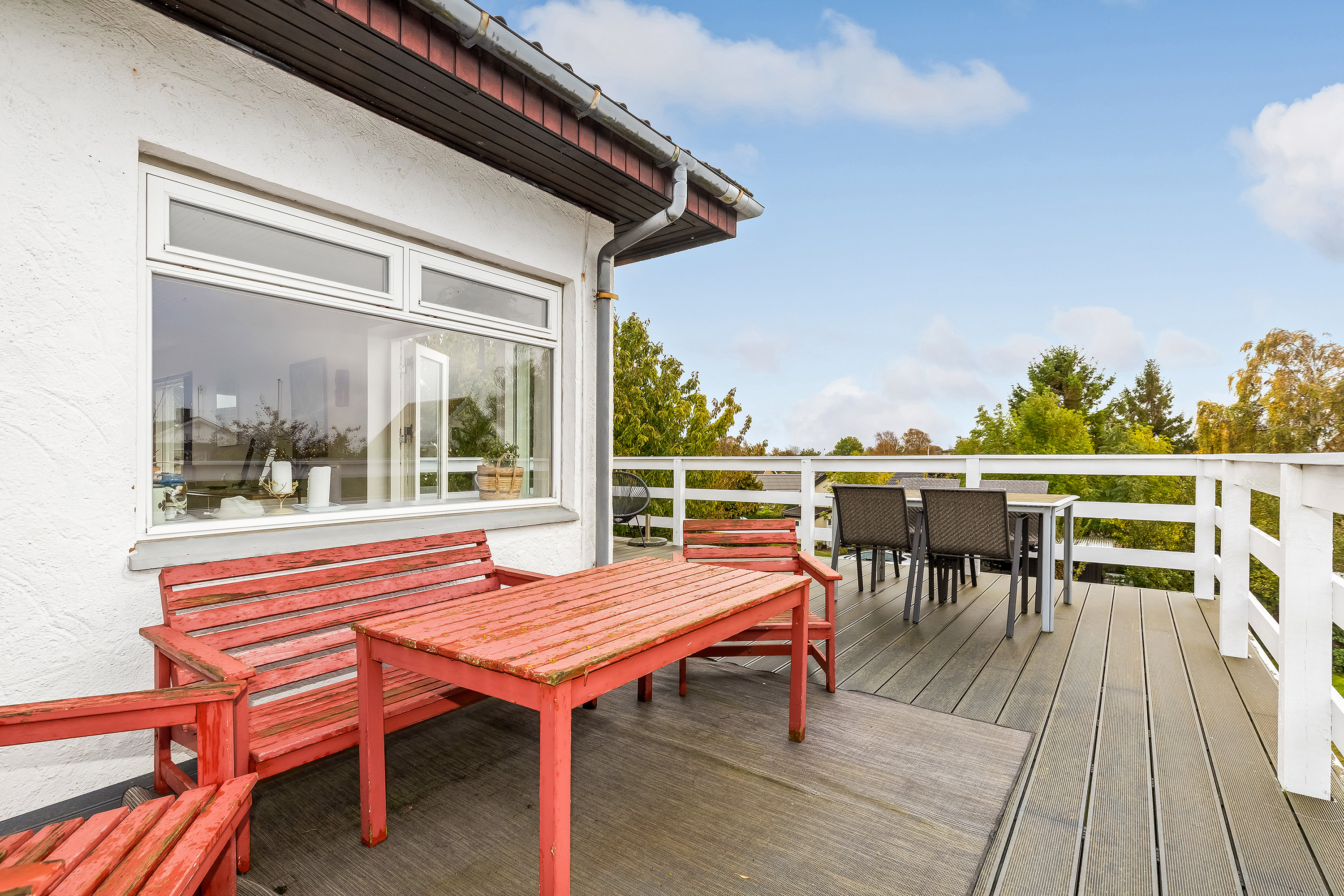 Fremhævet terrasse billede i fuldskærmstilstand. Billede af Spættevej 8, 3390 Hundested