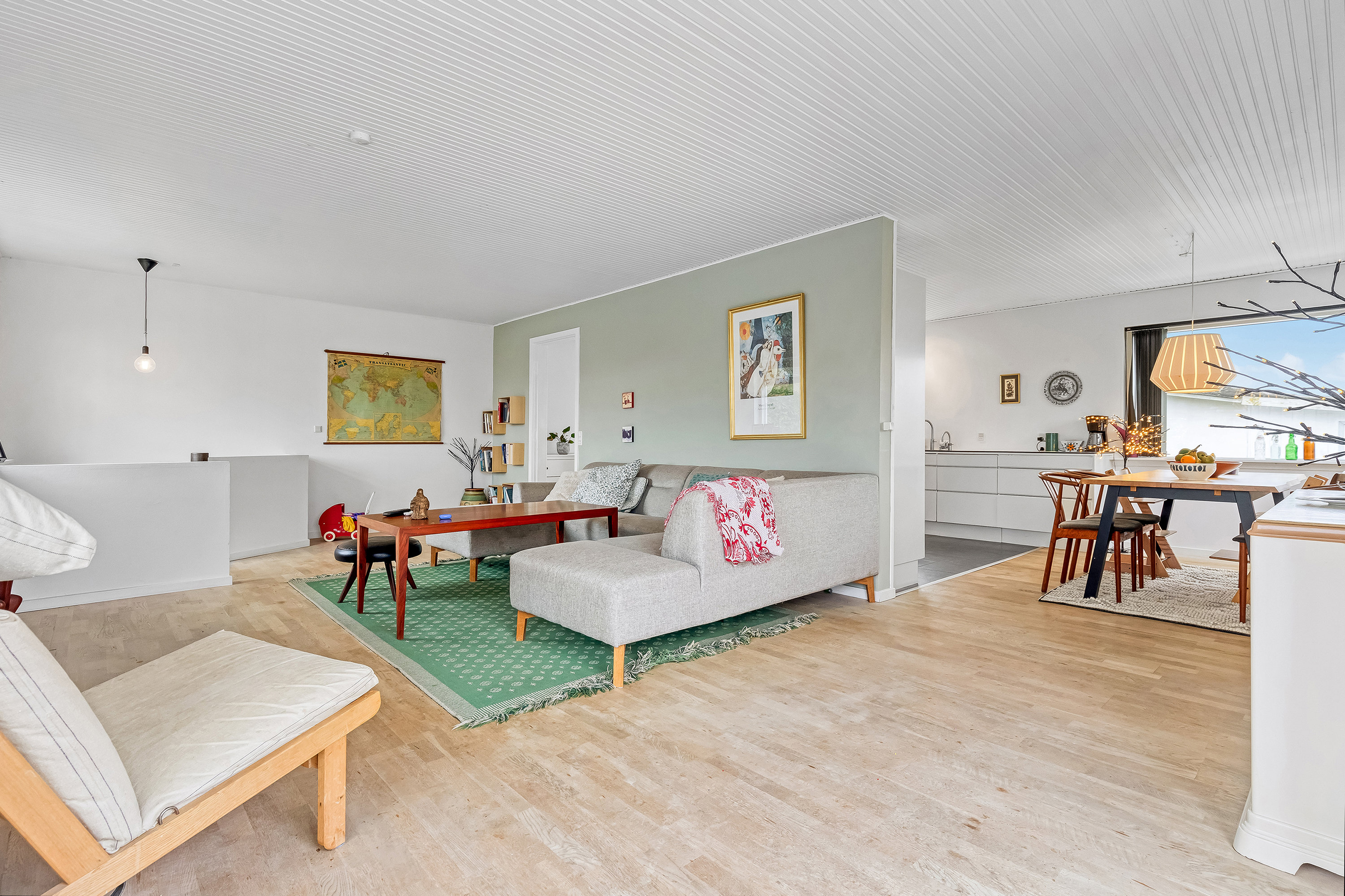 Fremhævet stue billede i fuldskærmstilstand. Billede af Spættevej 8, 3390 Hundested