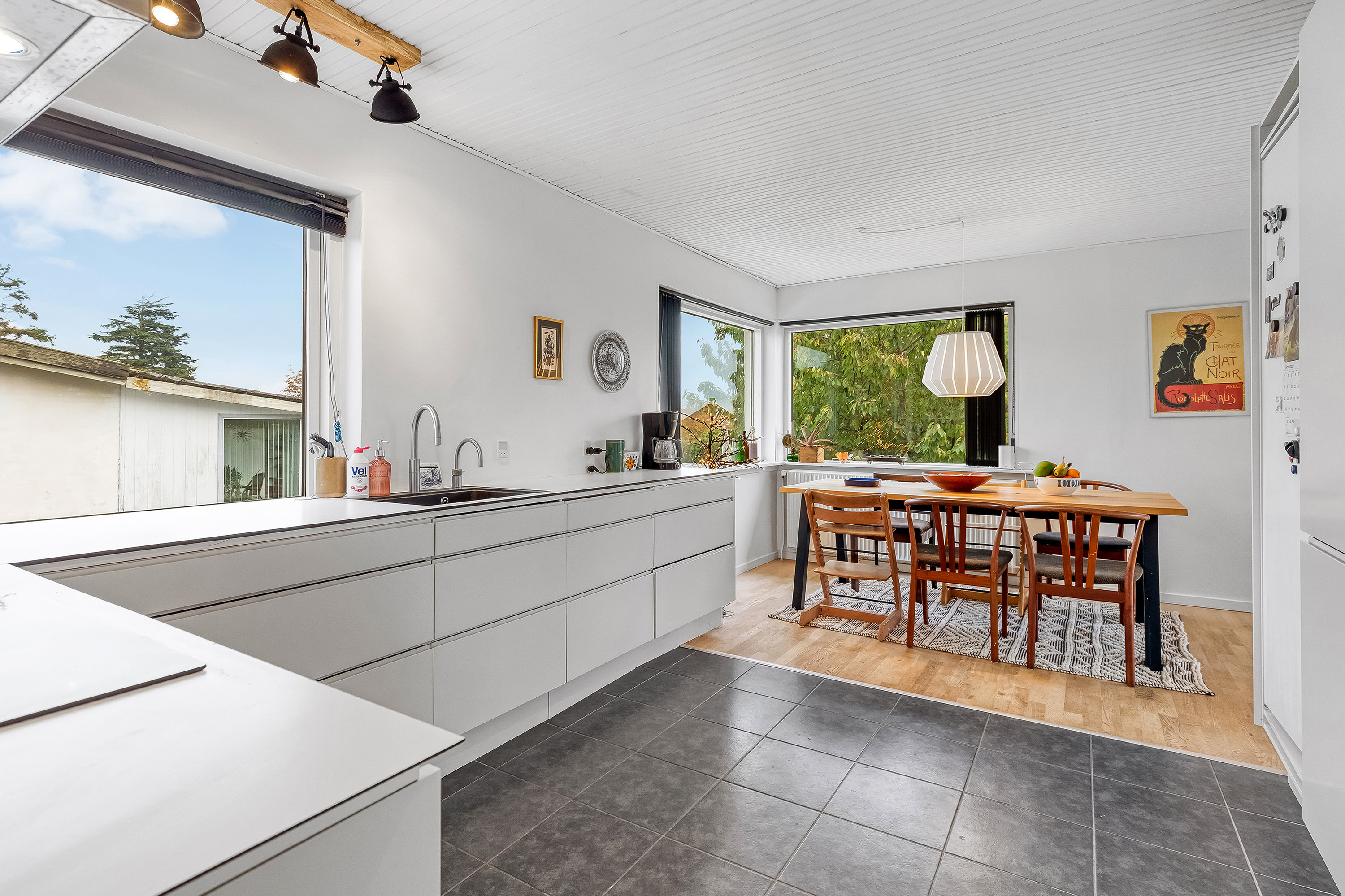 Miniaturebillede 1: køkken alrum. Billede af Spættevej 8, 3390 Hundested