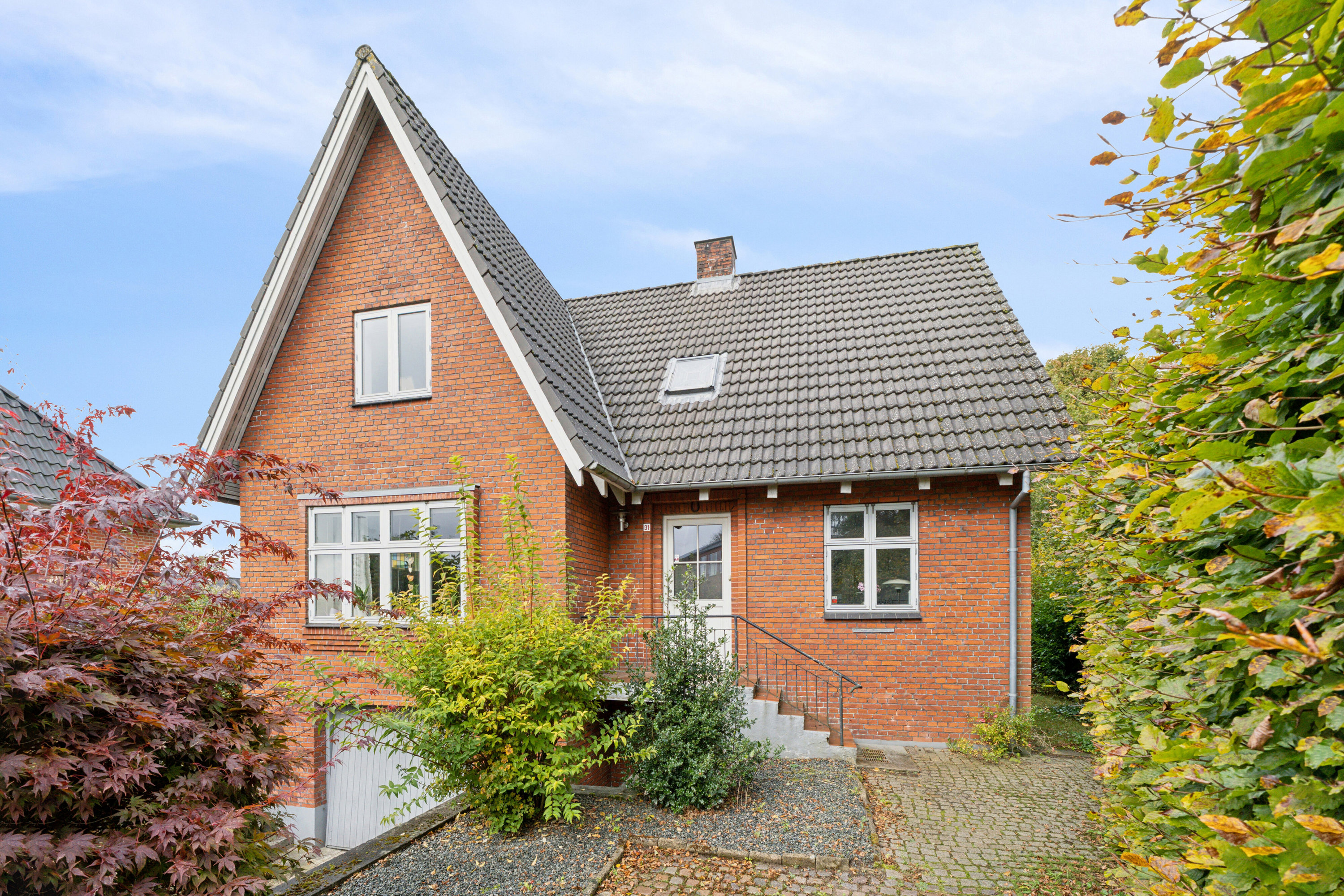 Villa: Set fra vejen på Østergade 31, 6040 Egtved