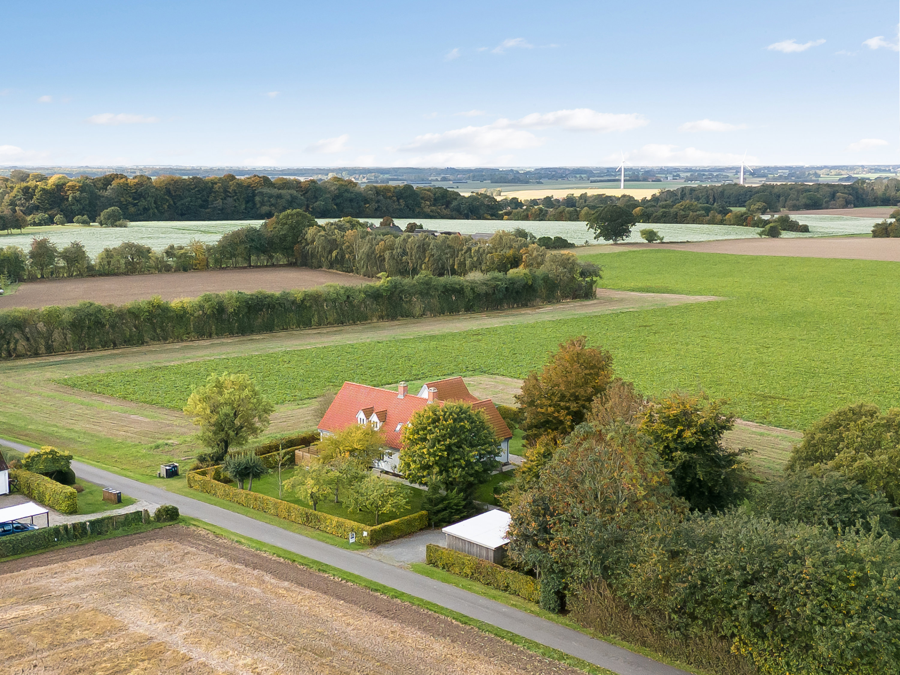 Fremhævet luftfoto billede i fuldskærmstilstand. Billede af Strandhuse 2, Bregninge, 4871 Horbelev