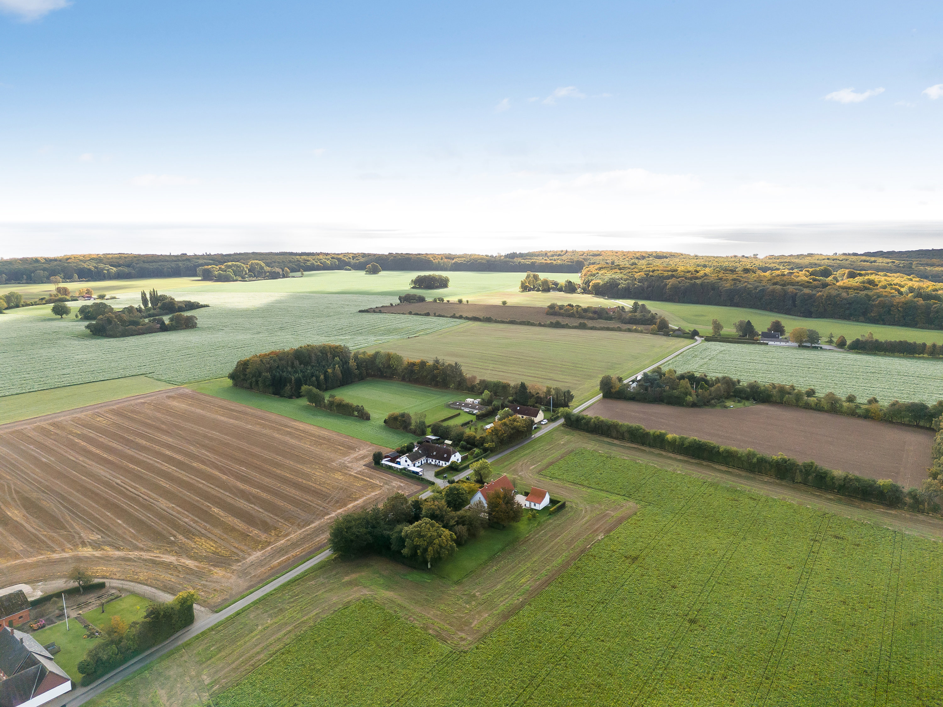 Fremhævet luftfoto billede i fuldskærmstilstand. Billede af Strandhuse 2, Bregninge, 4871 Horbelev