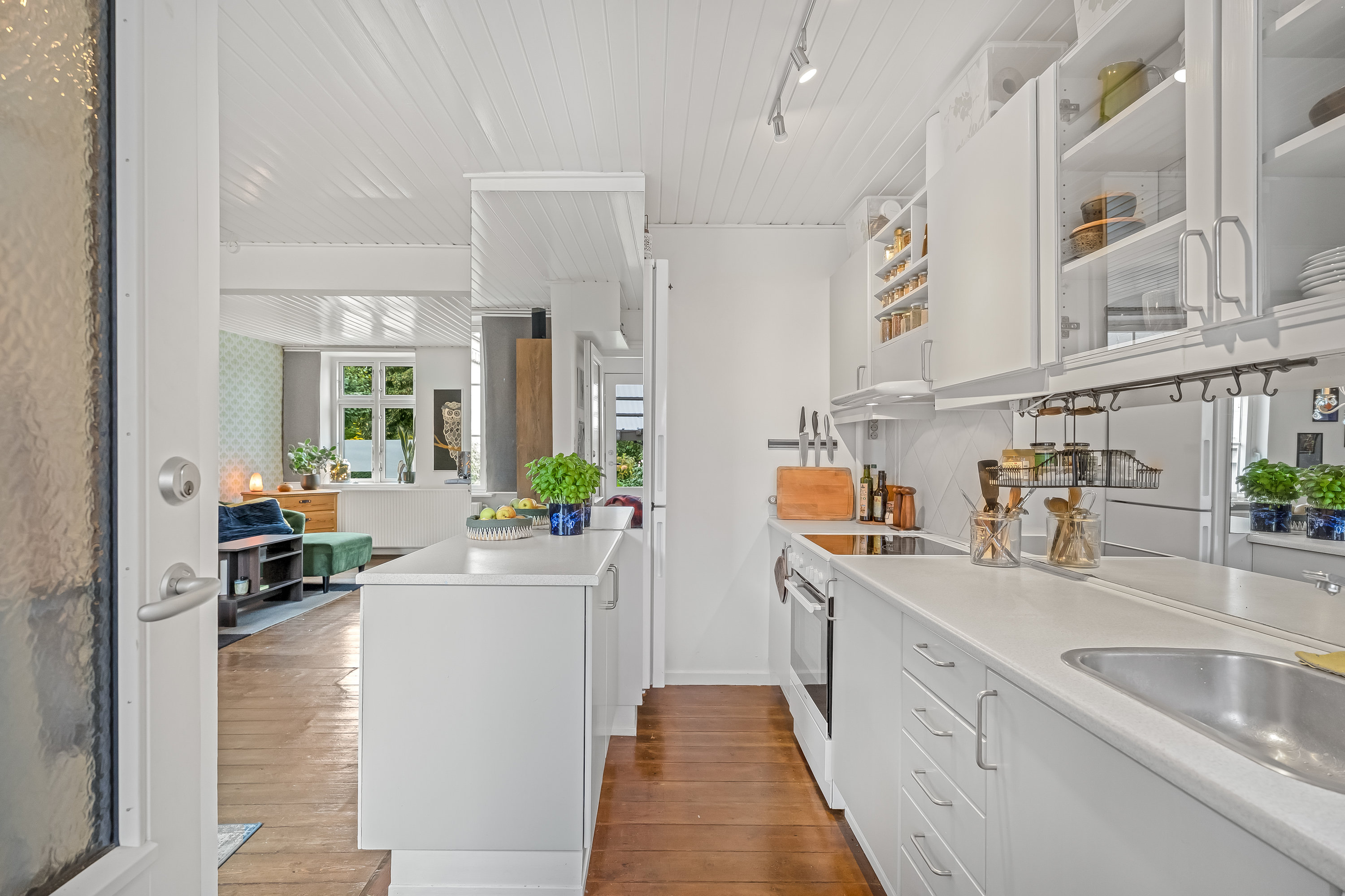 Fremhævet køkken billede i fuldskærmstilstand. Billede af Gedservej 45, 4800 Nykøbing F