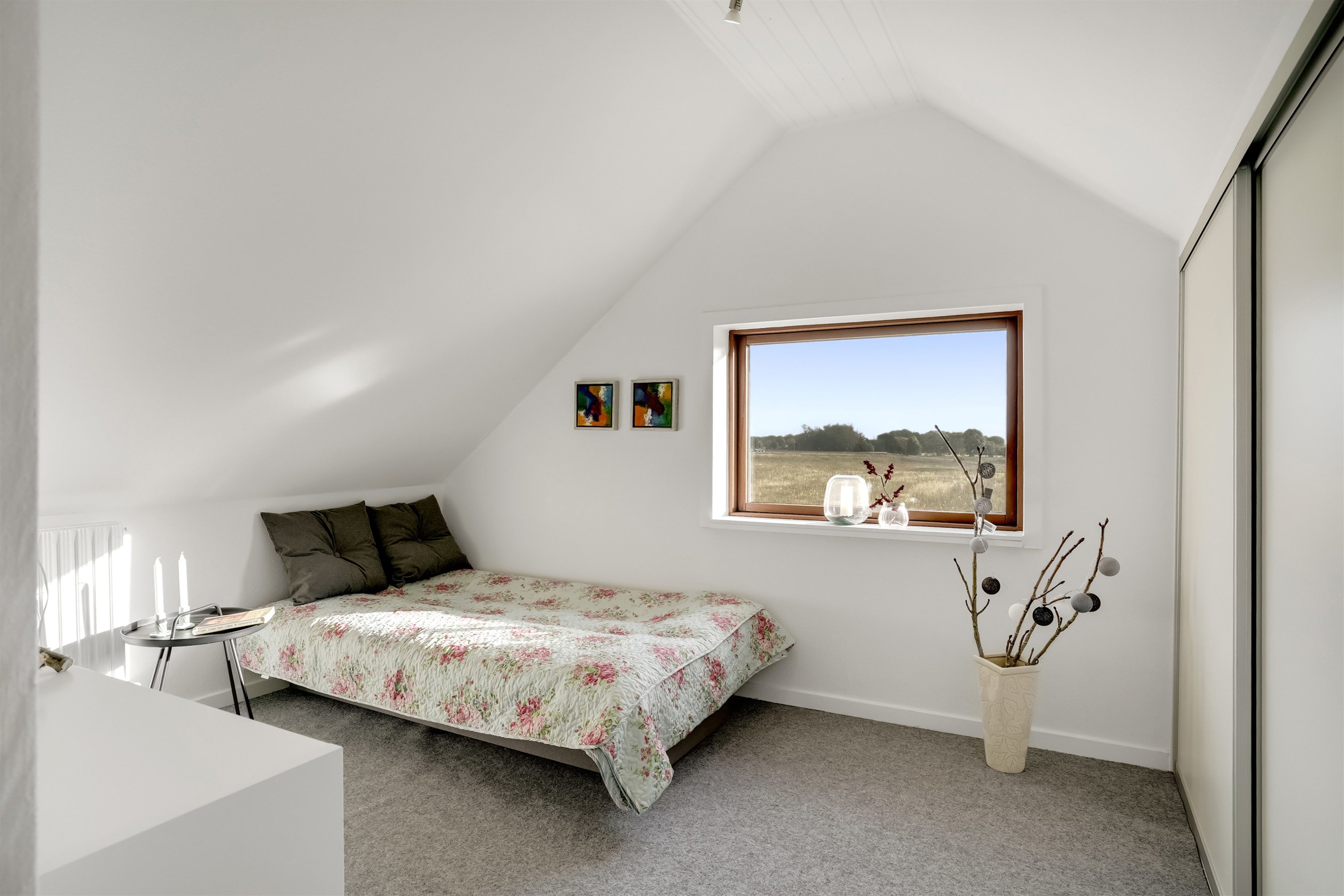 Fremhævet værelse billede i fuldskærmstilstand. Billede af Løvlundvej 2, 7190 Billund