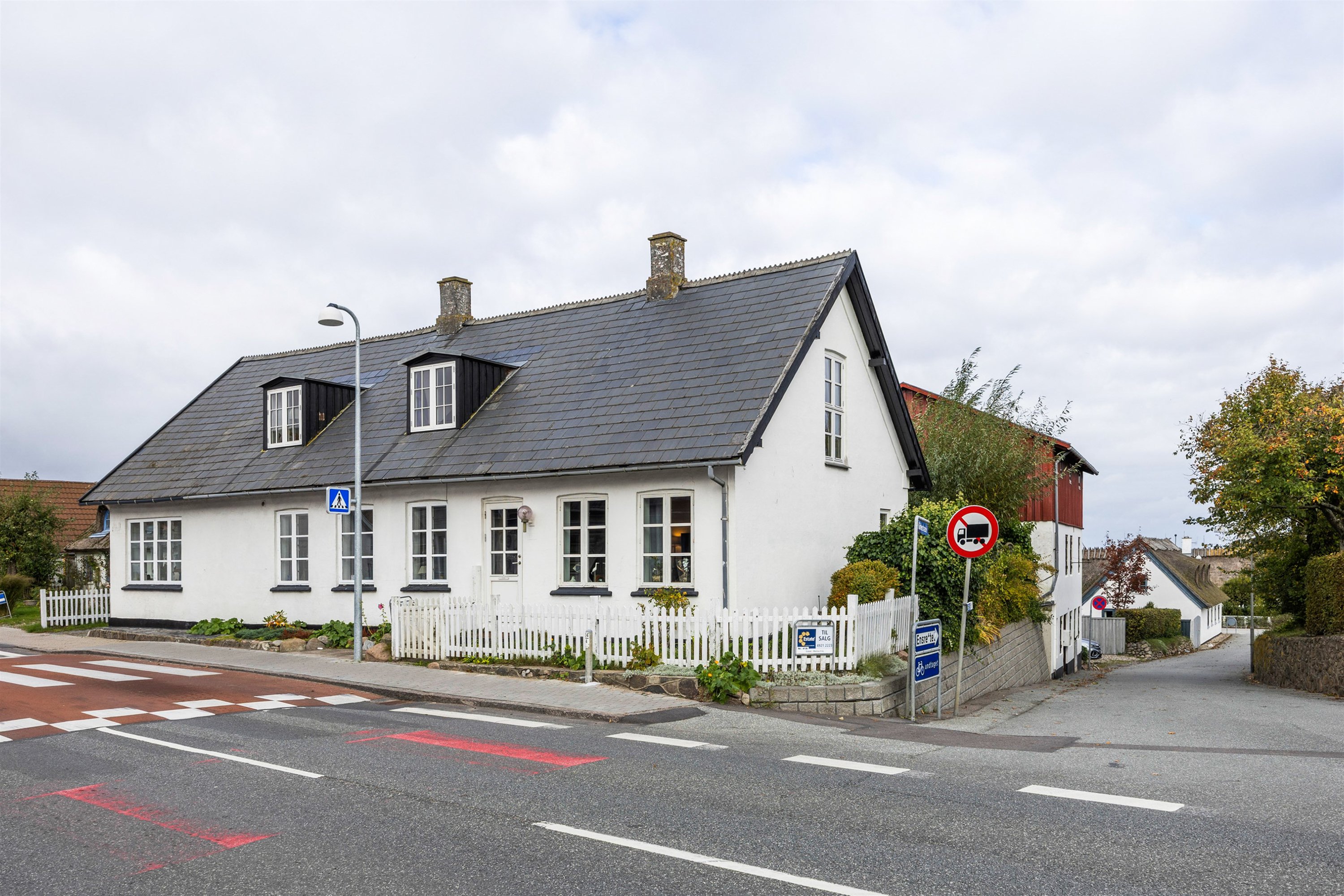 Fremhævet ejendommen billede i fuldskærmstilstand. Billede af Gilleleje Hovedgade 41A, 3250 Gilleleje