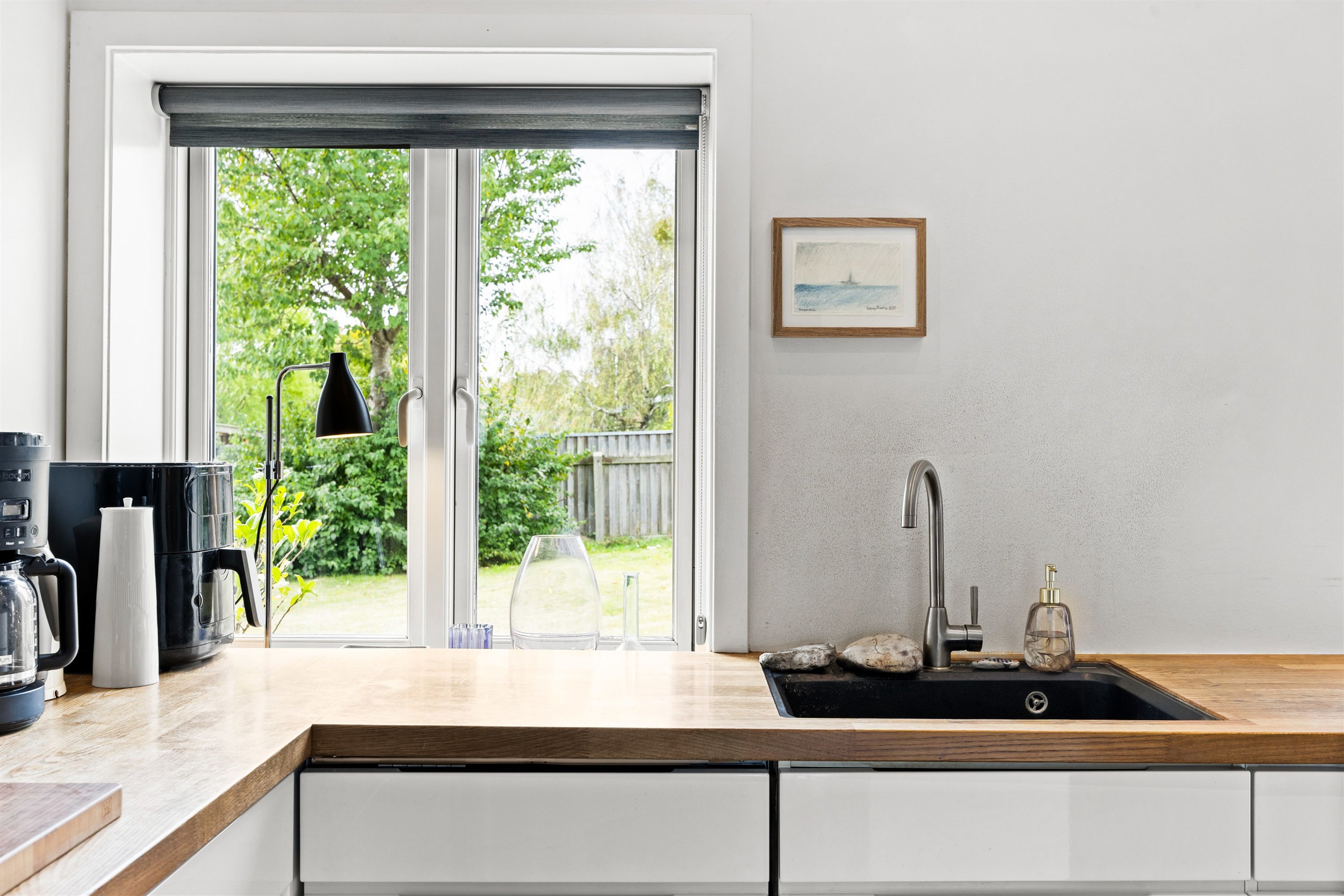 Fremhævet køkken billede i fuldskærmstilstand. Billede af Højdevej 1, 3250 Gilleleje