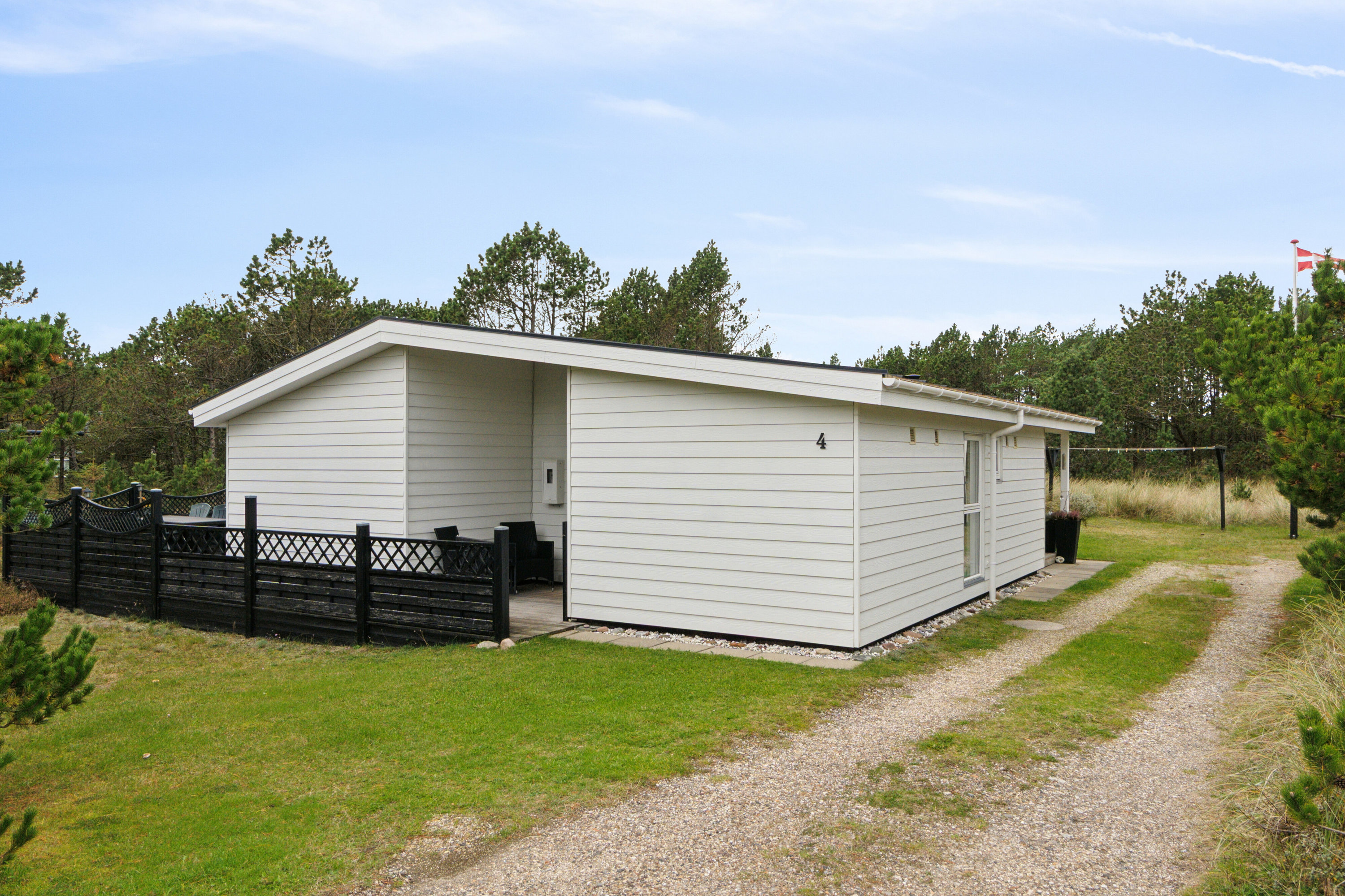 Miniaturebillede 1: set fra haven. Billede af Havtornvej 4, Vorupør, 7700 Thisted