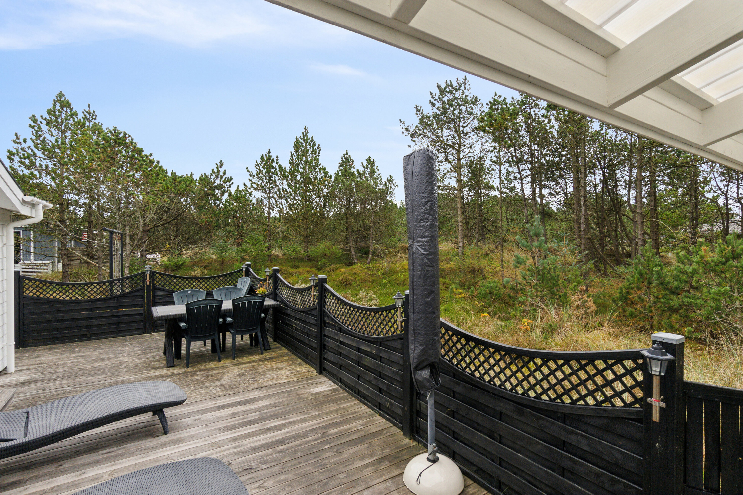 Fremhævet terrasse billede i fuldskærmstilstand. Billede af Havtornvej 4, Vorupør, 7700 Thisted