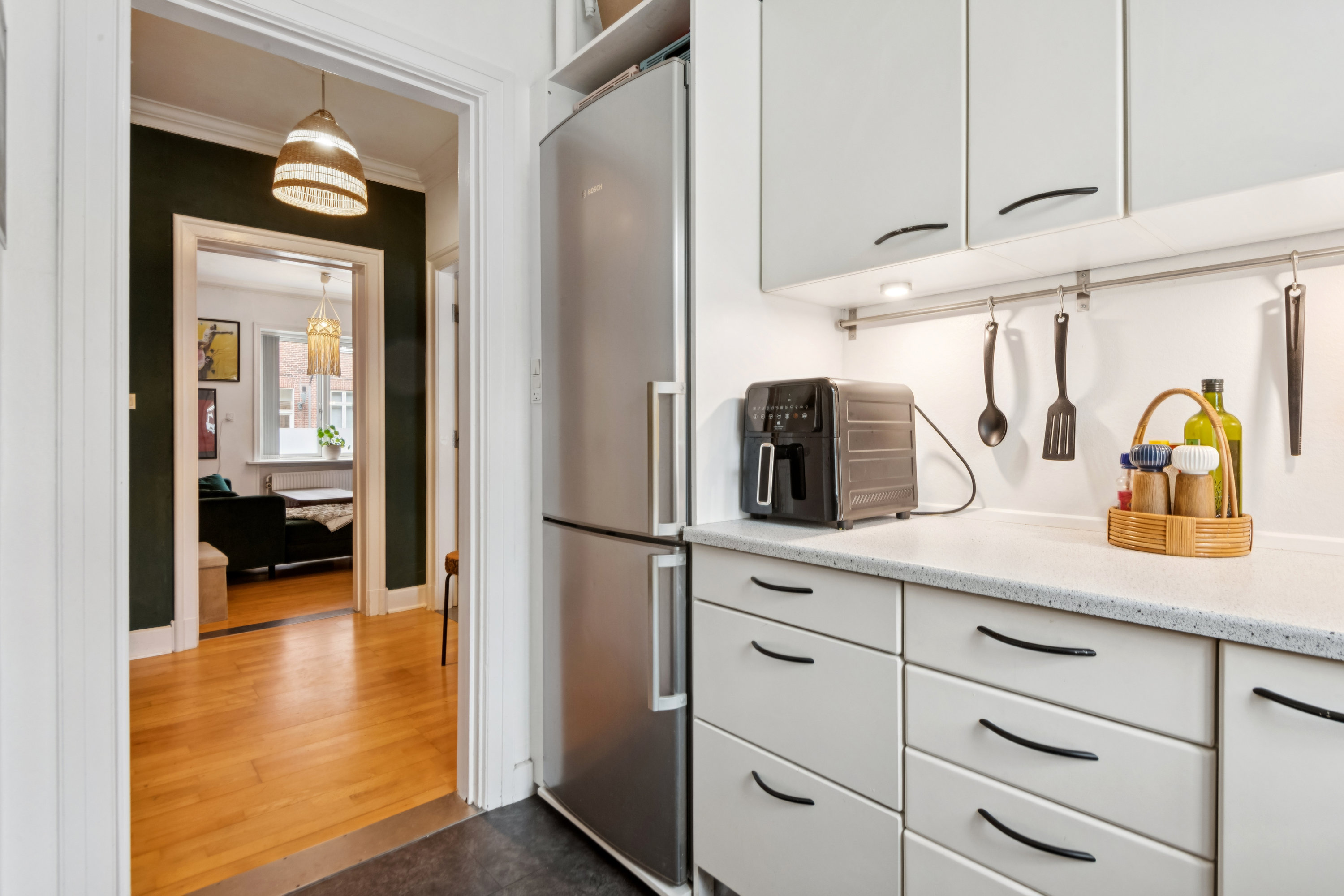 Fremhævet køkken billede i fuldskærmstilstand. Billede af Østerbro 57, st.. tv., 9000 Aalborg