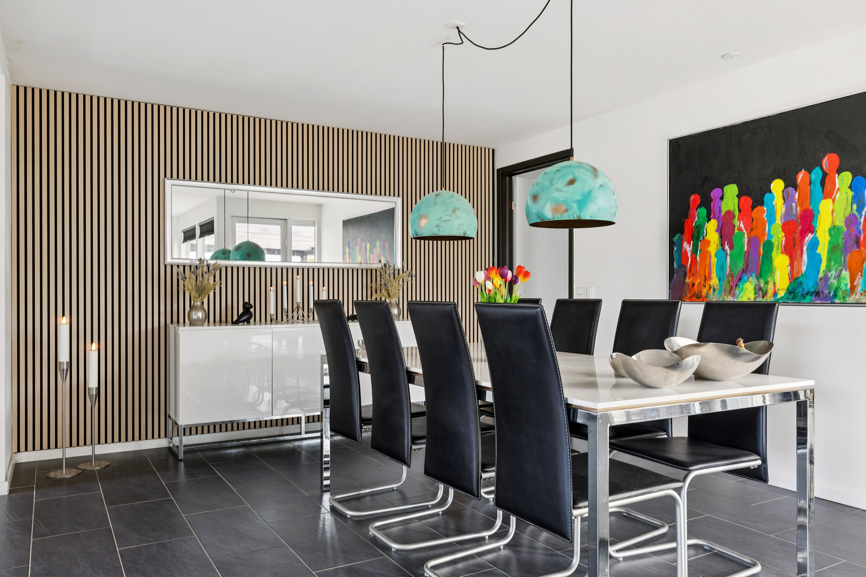 Fremhævet stue billede i fuldskærmstilstand. Billede af Præstevej 101, Korup, 5210 Odense NV