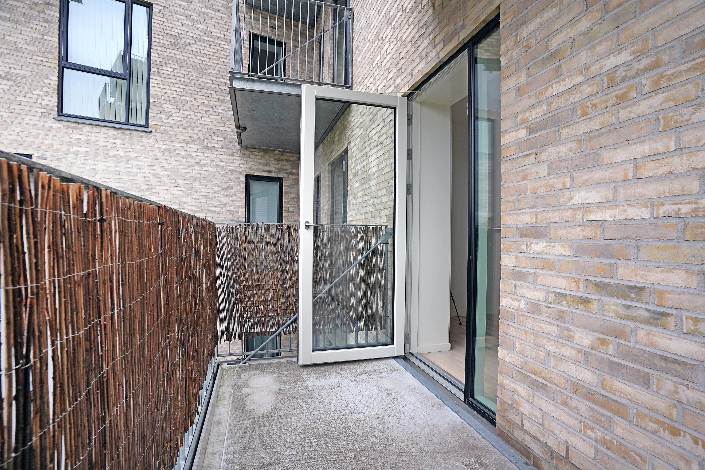 Fremhævet altan billede i fuldskærmstilstand. Billede af Clara Pontoppidans Vej 20, 2. tv., 2500 Valby