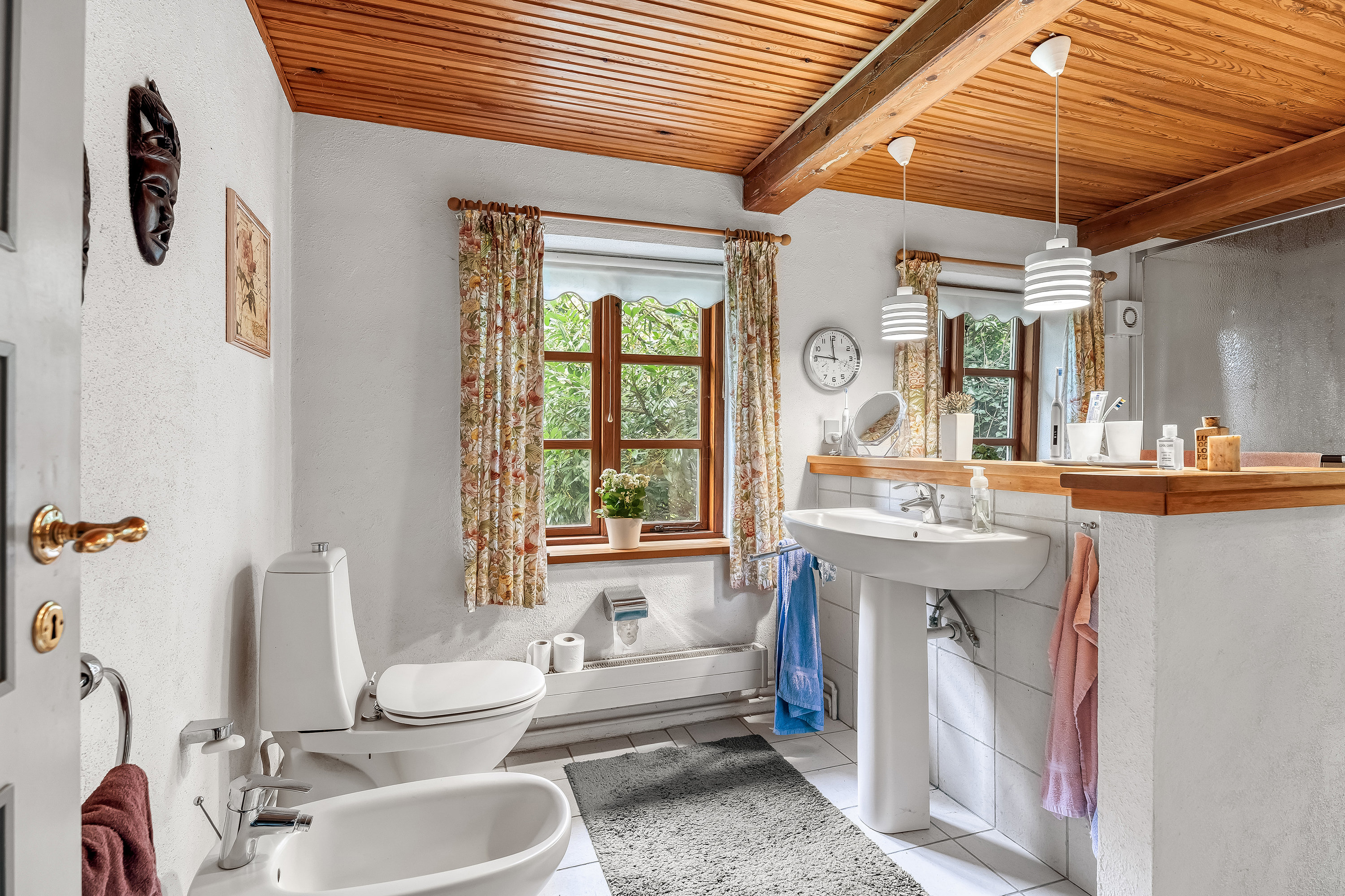 Fremhævet badeværelse billede i fuldskærmstilstand. Billede af Bøgetvej 14, Utterslev, 4913 Horslunde